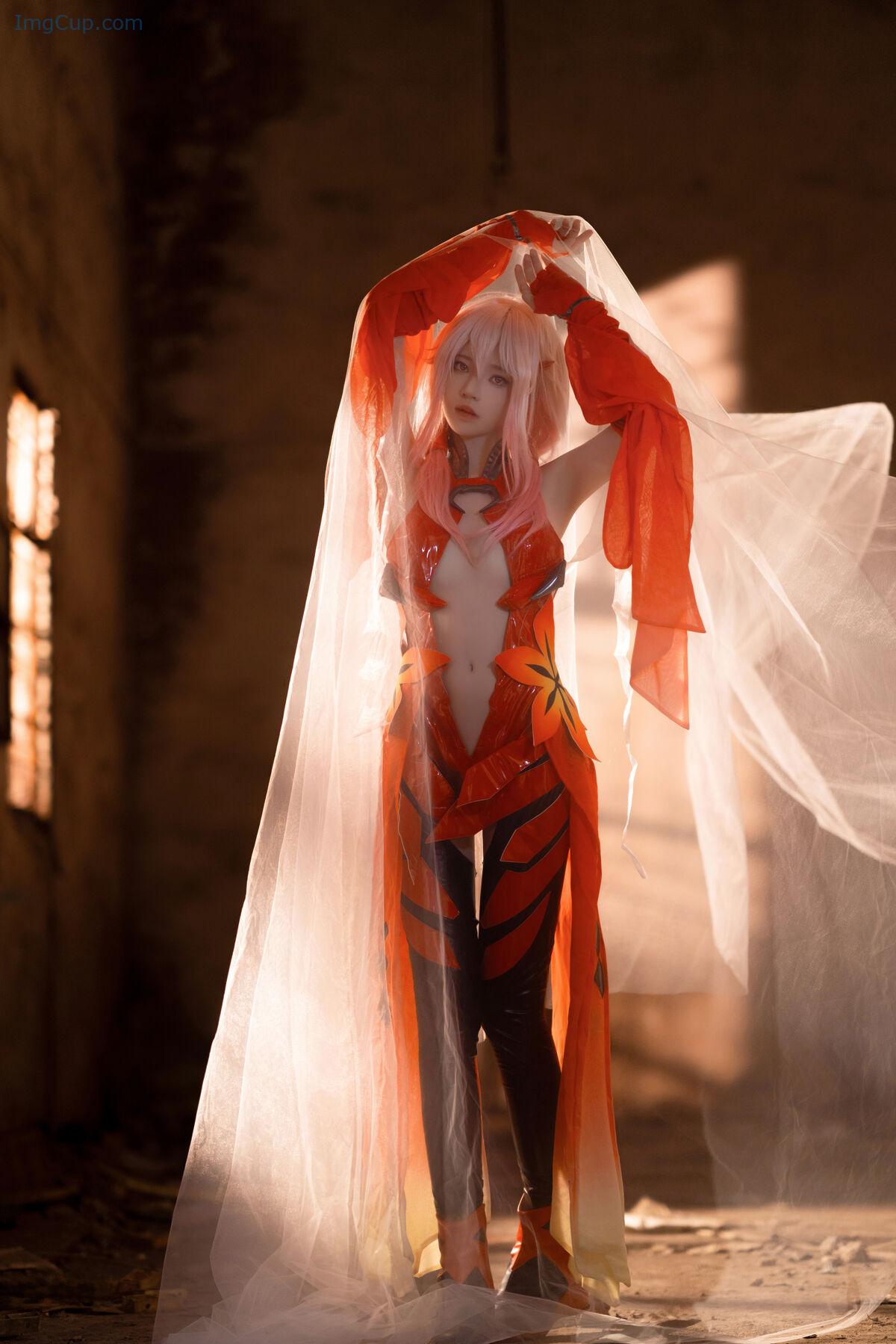 1767076133_694_Coser@桜桃喵-–-楪祈-49P-–-3V.jpg 1767076133 694 Coser@桜桃喵 – 楪祈 49P – 3V