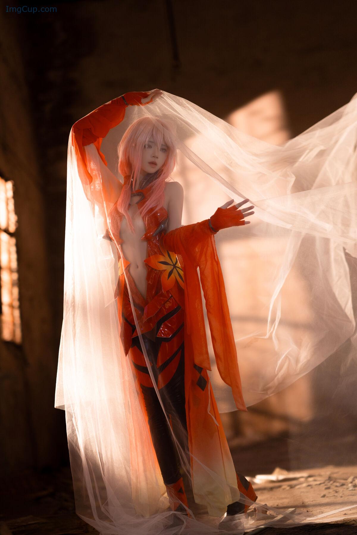 1767076135_316_Coser@桜桃喵-–-楪祈-49P-–-3V.jpg 1767076135 316 Coser@桜桃喵 – 楪祈 49P – 3V