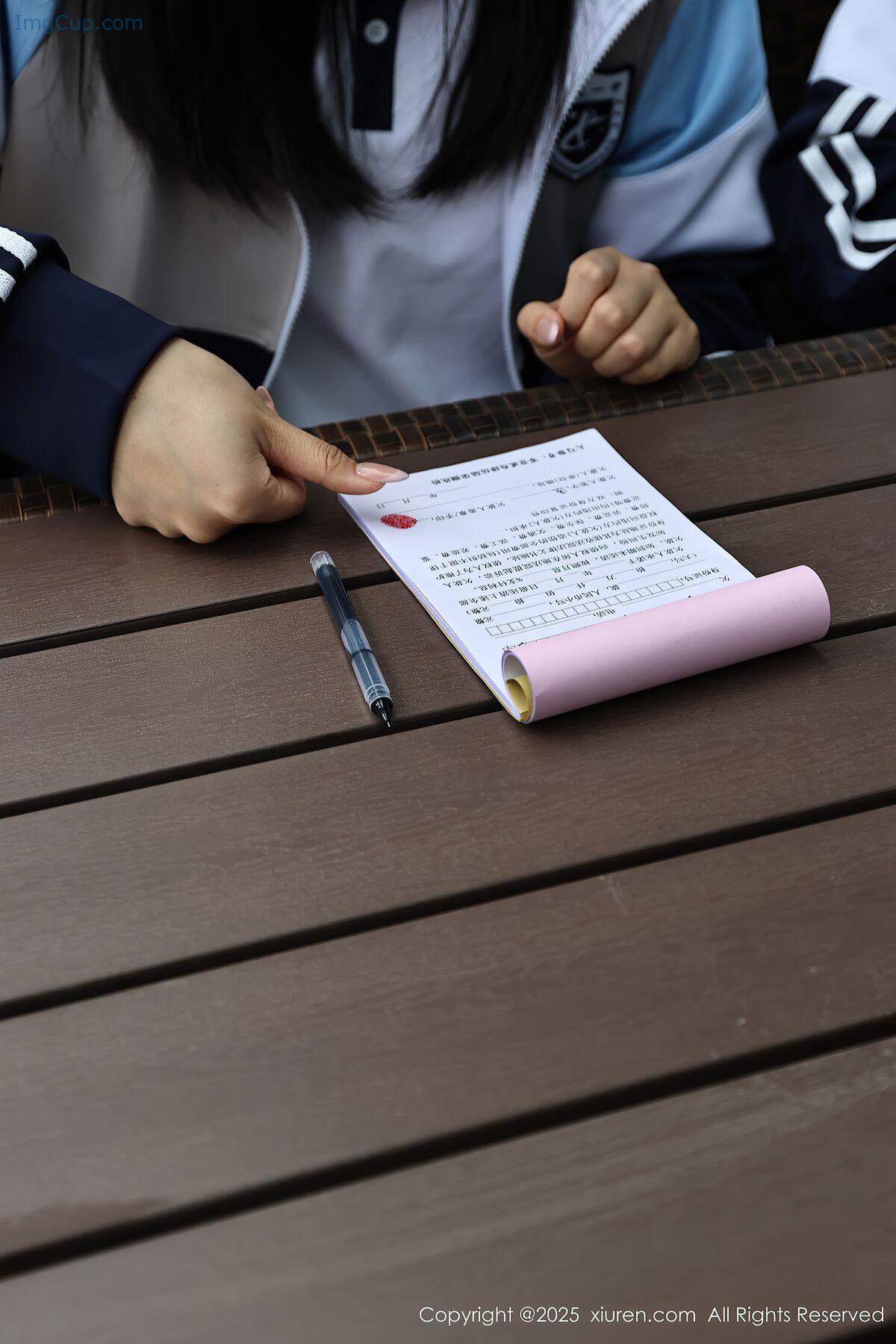 1767077575_811_XiuRen秀人网-No10288-Xiao-Ba-Le-74P.jpg 1767077575 811 XiuRen秀人网 No10288 Xiao Ba Le 74P