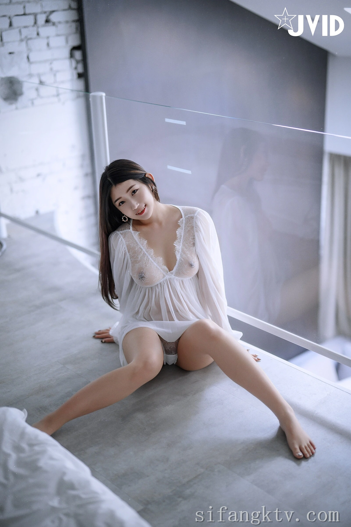 1767358244_705_JVID-肉包Mini-–-用玫瑰成功征服甜心肉包的肉体-热爱-Set04.jpg 1767358244 705 JVID 肉包Mini – 用玫瑰成功征服甜心肉包的肉体 热爱 Set04