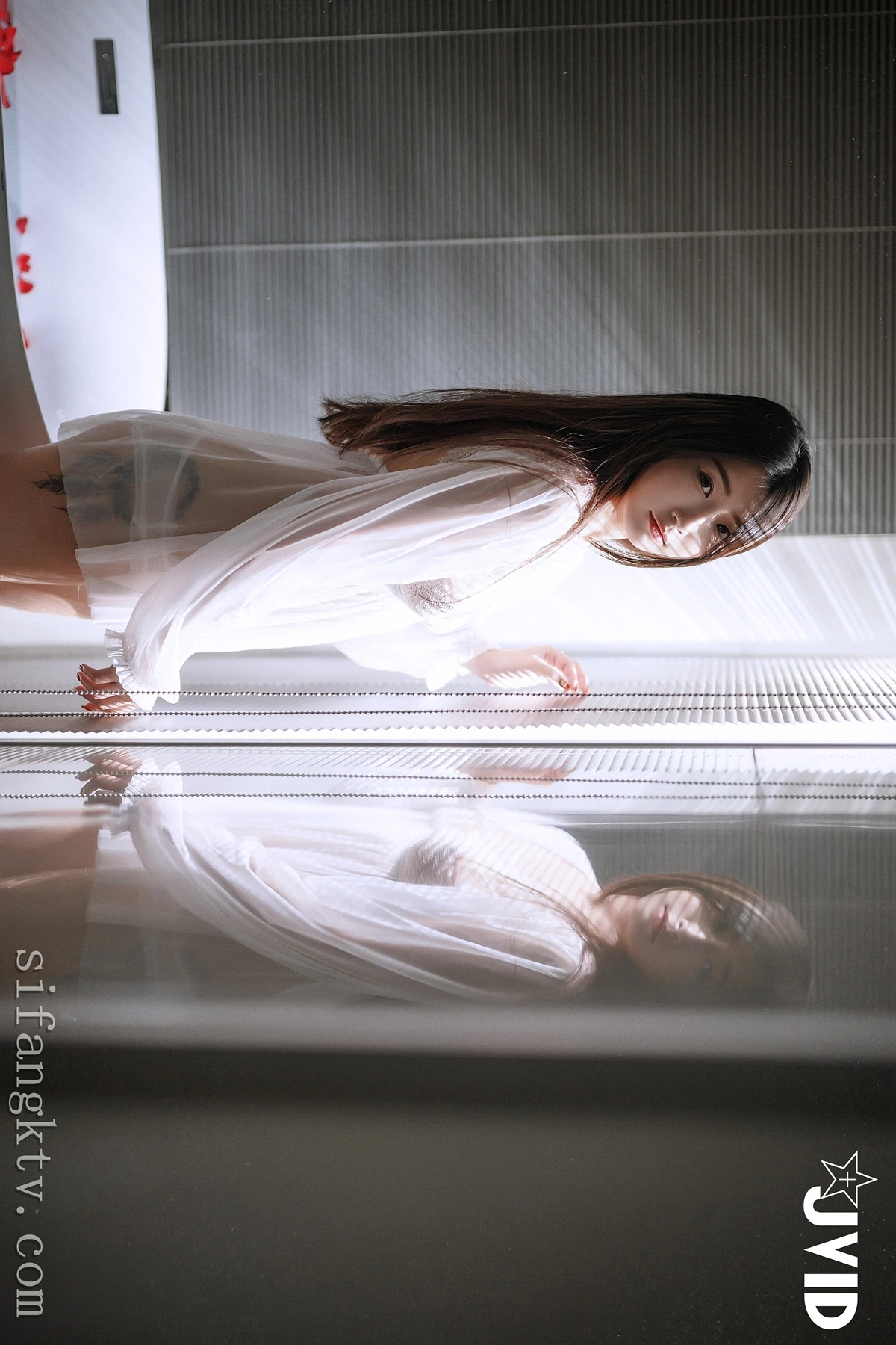 1767358289_420_JVID-肉包Mini-–-用玫瑰成功征服甜心肉包的肉体-热爱-Set04.jpg 1767358289 420 JVID 肉包Mini – 用玫瑰成功征服甜心肉包的肉体 热爱 Set04