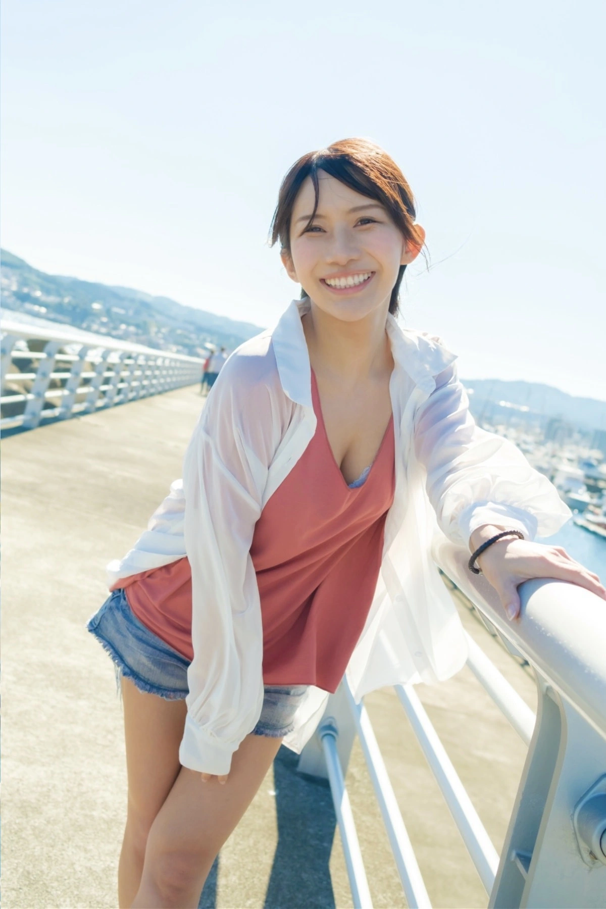 1767459278_335_Arisa-Kotoi-琴井ありさ-デジタル写真集-『琴井に恋と-_-真紅と夜明けの完全版』-Set01.jpg 1767459278 335 Arisa Kotoi 琴井ありさ デジタル写真集 『琴井に恋と 真紅と夜明けの完全版』 Set01