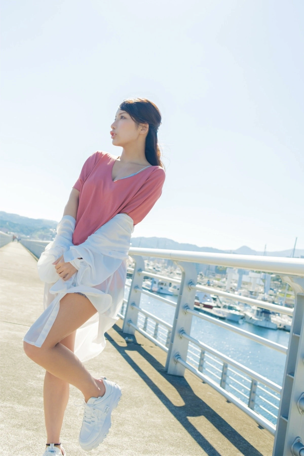 1767459282_42_Arisa-Kotoi-琴井ありさ-デジタル写真集-『琴井に恋と-_-真紅と夜明けの完全版』-Set01.jpg 1767459282 42 Arisa Kotoi 琴井ありさ デジタル写真集 『琴井に恋と 真紅と夜明けの完全版』 Set01