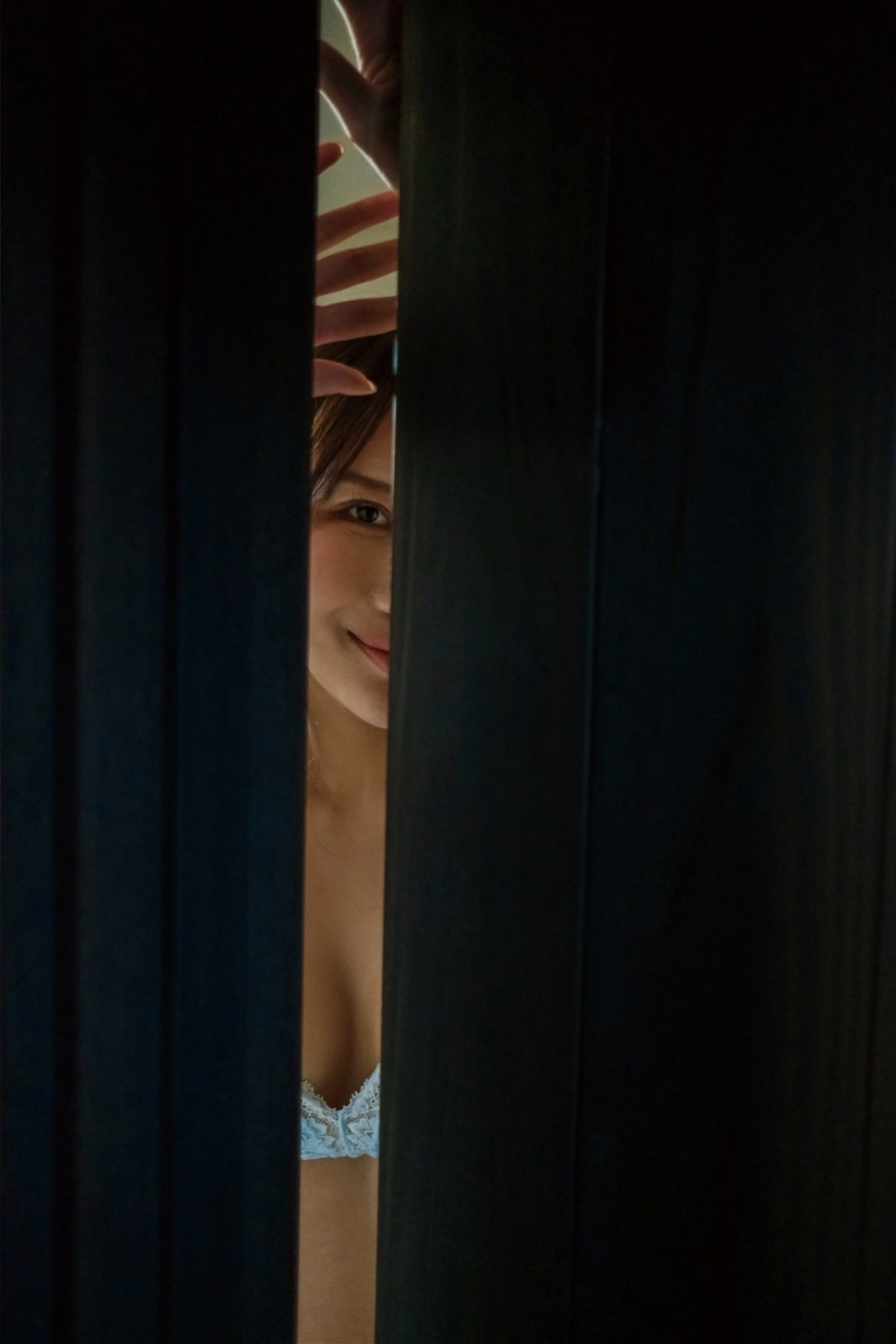 1767459379_150_Arisa-Kotoi-琴井ありさ-デジタル写真集-『琴井に恋と-_-真紅と夜明けの完全版』-Set01.jpg 1767459379 150 Arisa Kotoi 琴井ありさ デジタル写真集 『琴井に恋と 真紅と夜明けの完全版』 Set01