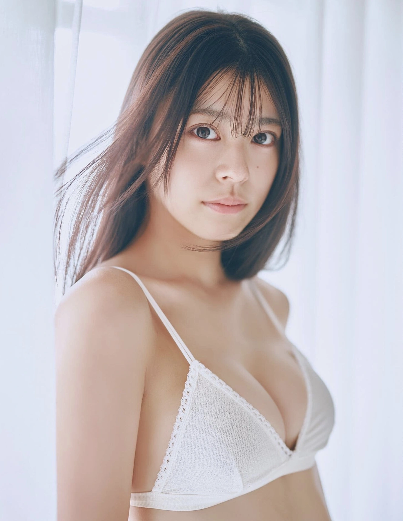 1767661485_513_Koyori-Itagaki-板垣心和-BLT-Graph-2025年10月号-Vol112.jpg 1767661485 513 Koyori Itagaki 板垣心和 BLT Graph 2025年10月号 Vol112
