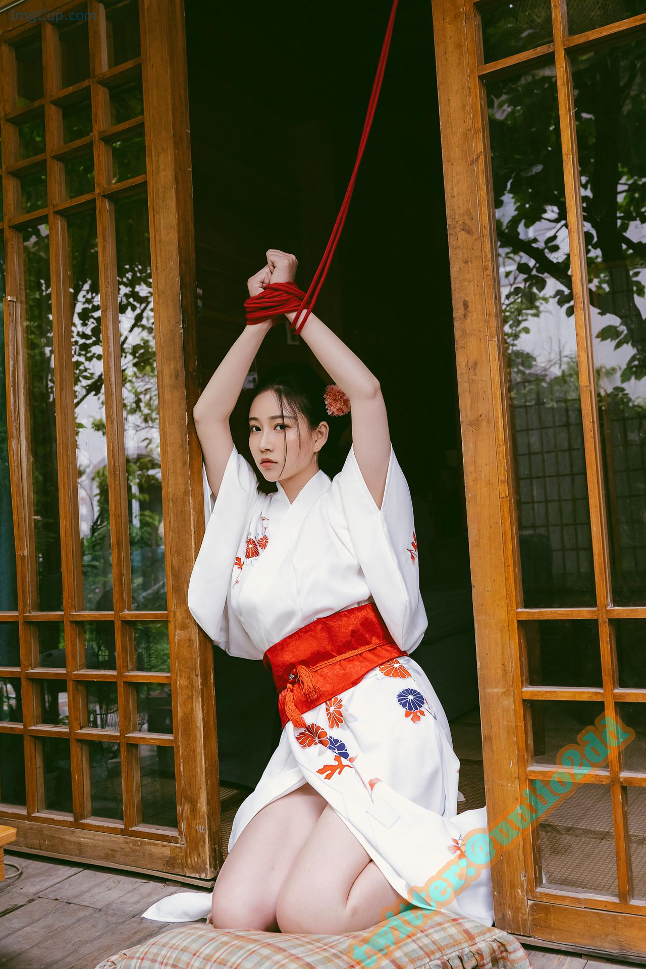 1768343583_241_年年Nnian-写真集-A版以爱之名.jpg 1768343583 241 年年Nnian 写真集 A版以爱之名