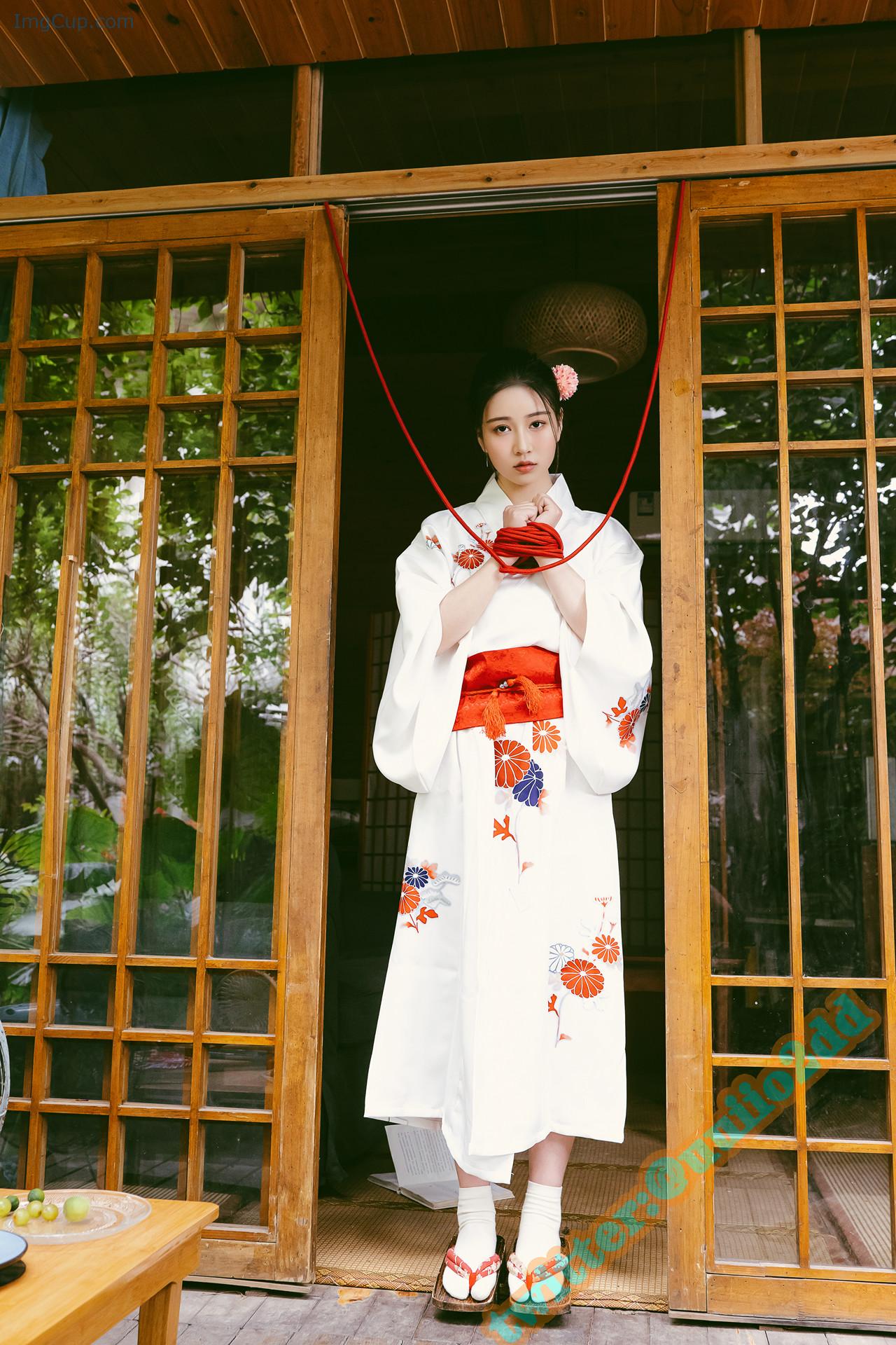 1768343590_176_年年Nnian-写真集-A版以爱之名.jpg 1768343590 176 年年Nnian 写真集 A版以爱之名