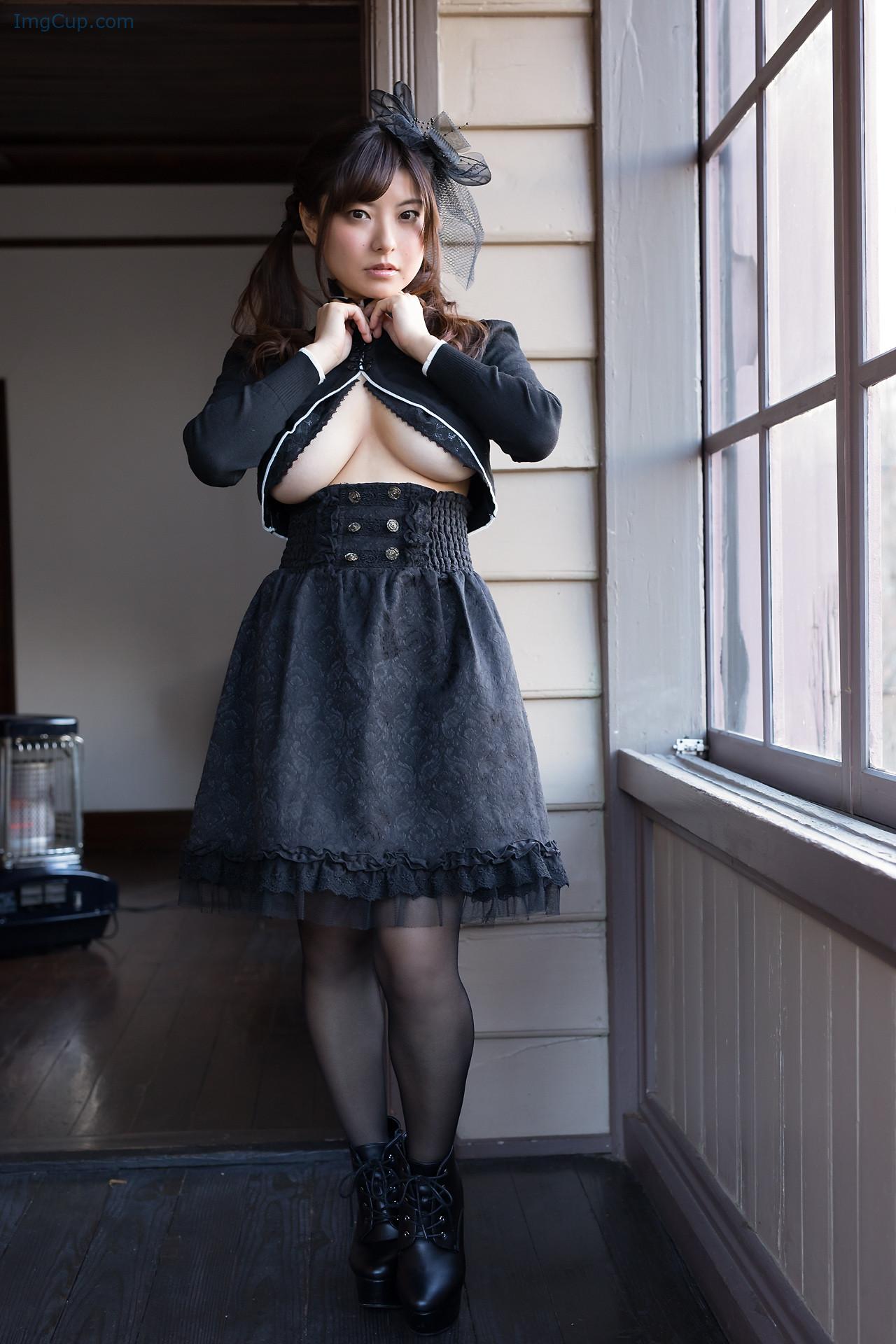 1768899395_339_Miri-Hanai-花井美理-Minisukatv-20250327-Limited-Gallery-04.jpg 1768899395 339 Miri Hanai 花井美理 Minisukatv 20250327 Limited Gallery 04