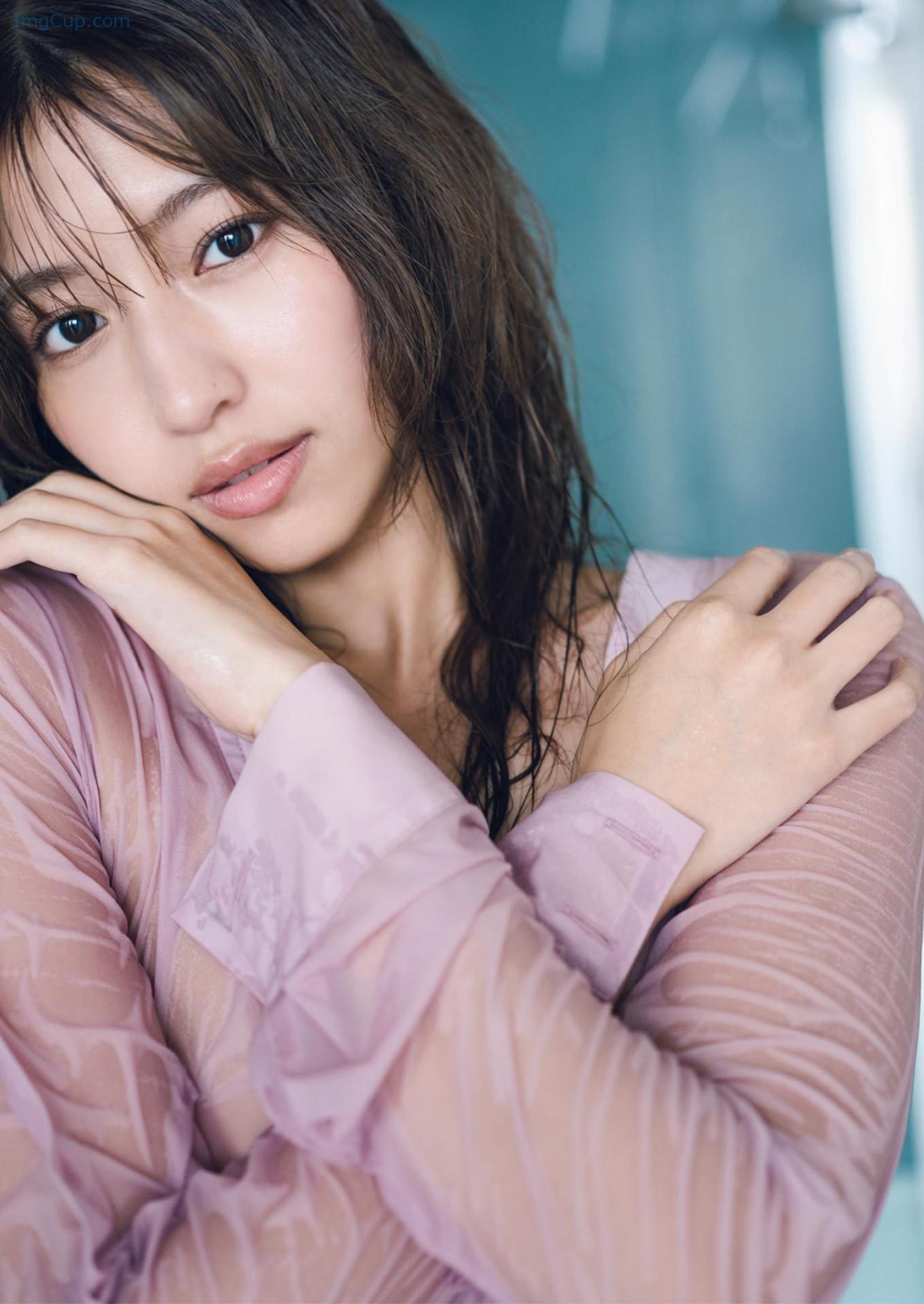 1768924750_116_Emiri-Yamashita-山下エミリー-1st写真集-『SHY』-Set04.jpg 1768924750 116 Emiri Yamashita 山下エミリー 1st写真集 『SHY』 Set04