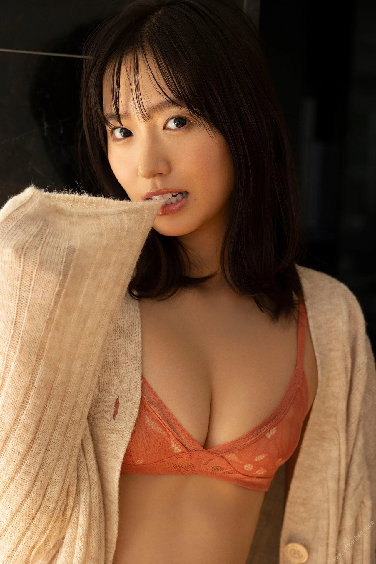 1769530934_589_Nene-Shida-志田音々-週刊ポストデジタル写真集-「大人びたキミが眩しくて」-Set03.jpg 1769530934 589 Nene Shida 志田音々 週刊ポストデジタル写真集 「大人びたキミが眩しくて」 Set03