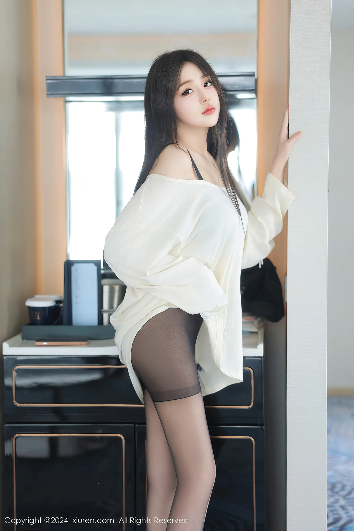 REN01N007_4.webp.webp REN01N007 4.webp