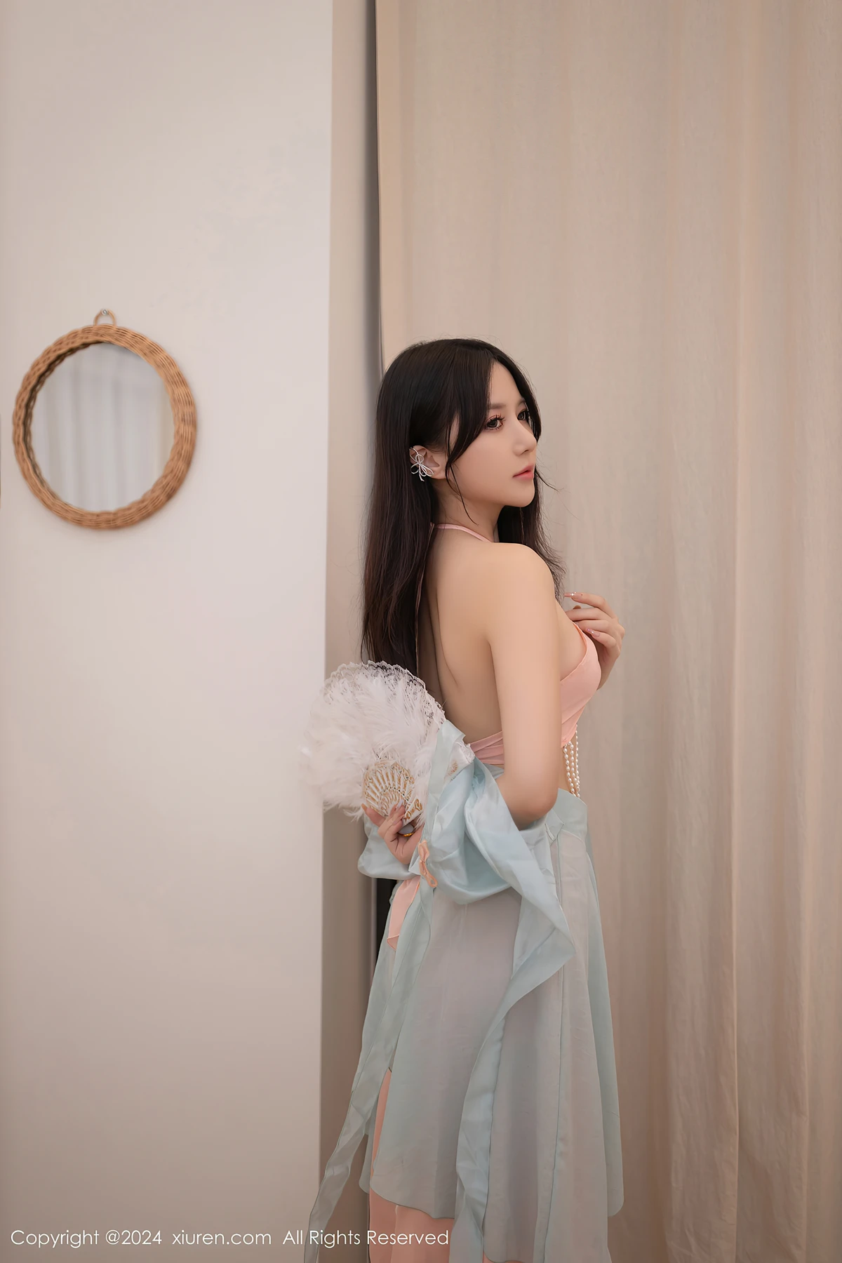 REN01N064_6.webp.webp REN01N064 6.webp