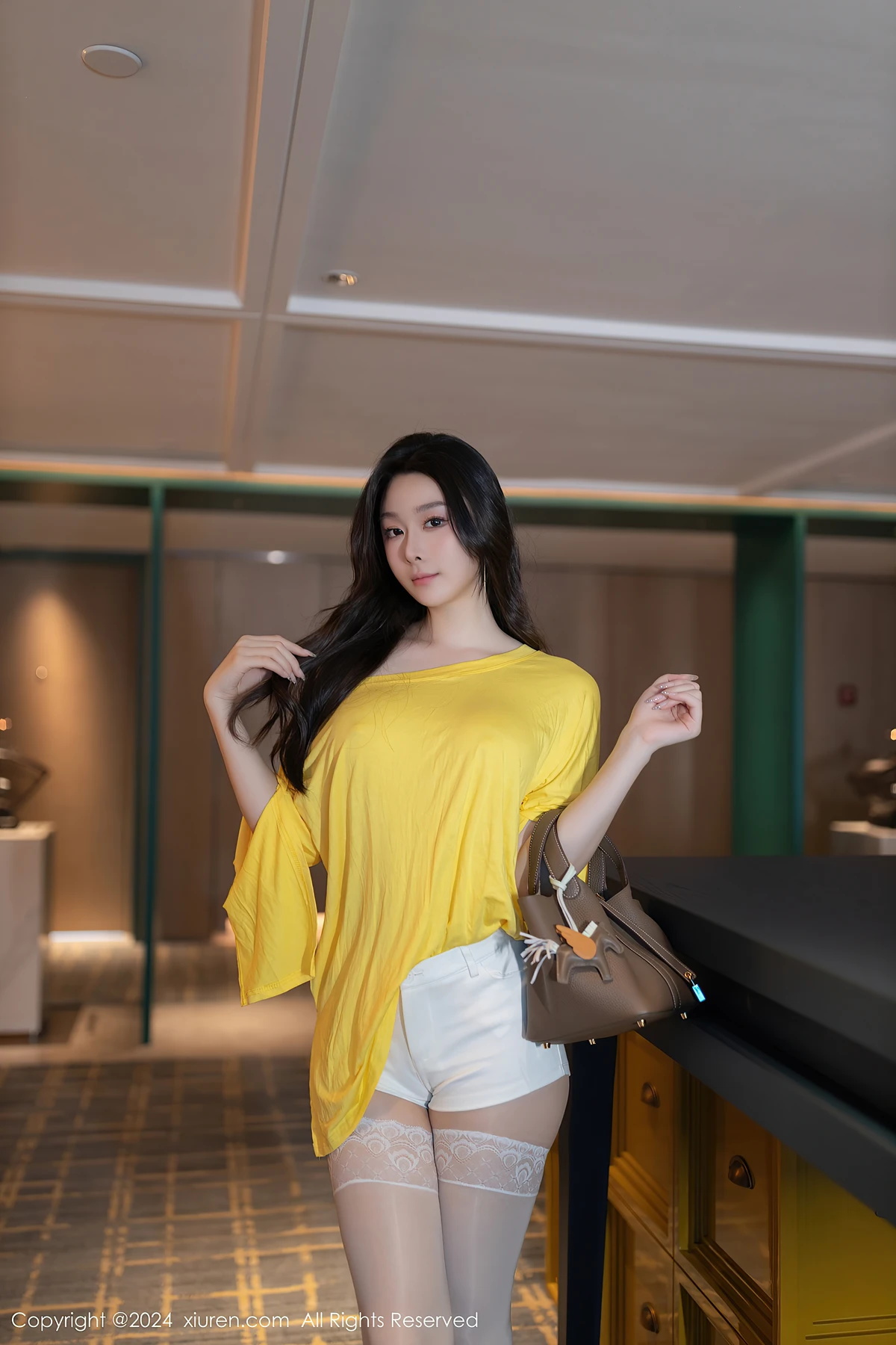 REN12E044_2.webp.webp REN12E044 2.webp