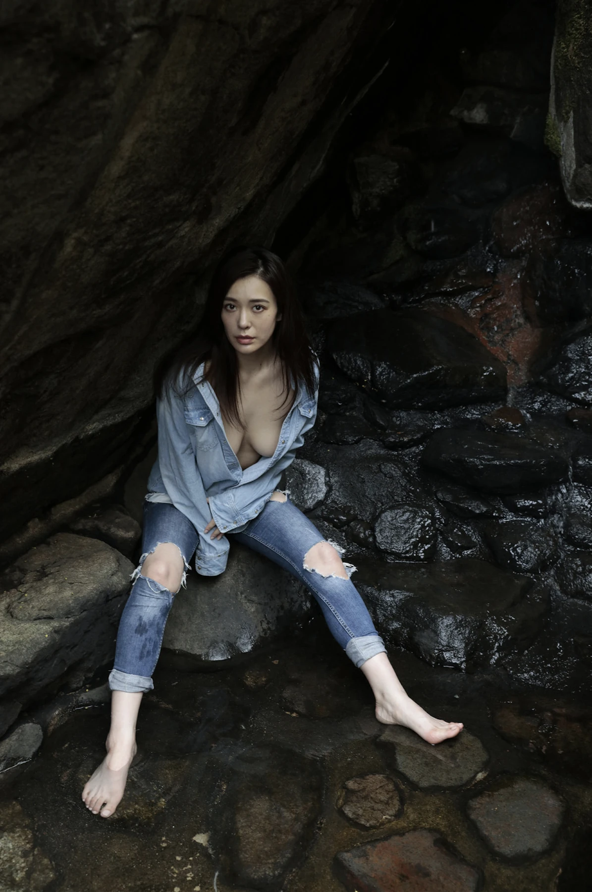 1770162408_586_Chiaki-Hiratsuka-平塚千瑛-写真集-「CHIAKI完全未発表版」-Set02.jpg 1770162408 586 Chiaki Hiratsuka 平塚千瑛 写真集 「CHIAKI完全未発表版」 Set02