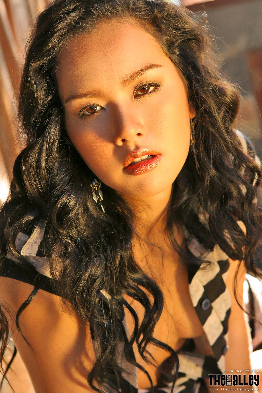 1770591847_909_Jasmine-Wang-–-The-Black-Alley-Photobook-Set05.jpg 1770591847 909 Jasmine Wang – The Black Alley Photobook Set05