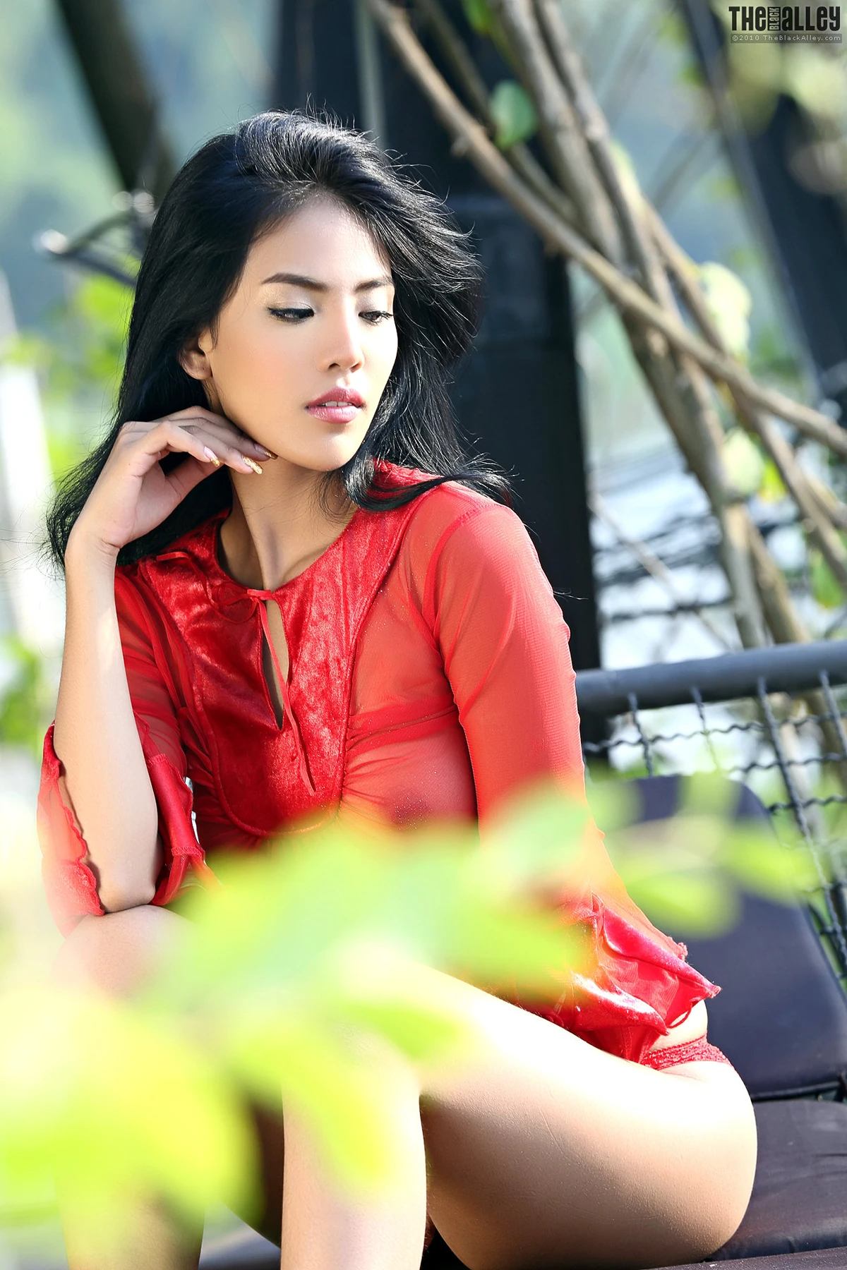 1771753967_73_Arya-–-The-Black-Alley-Photobook-Set23.jpg 1771753967 73 Arya – The Black Alley Photobook Set23