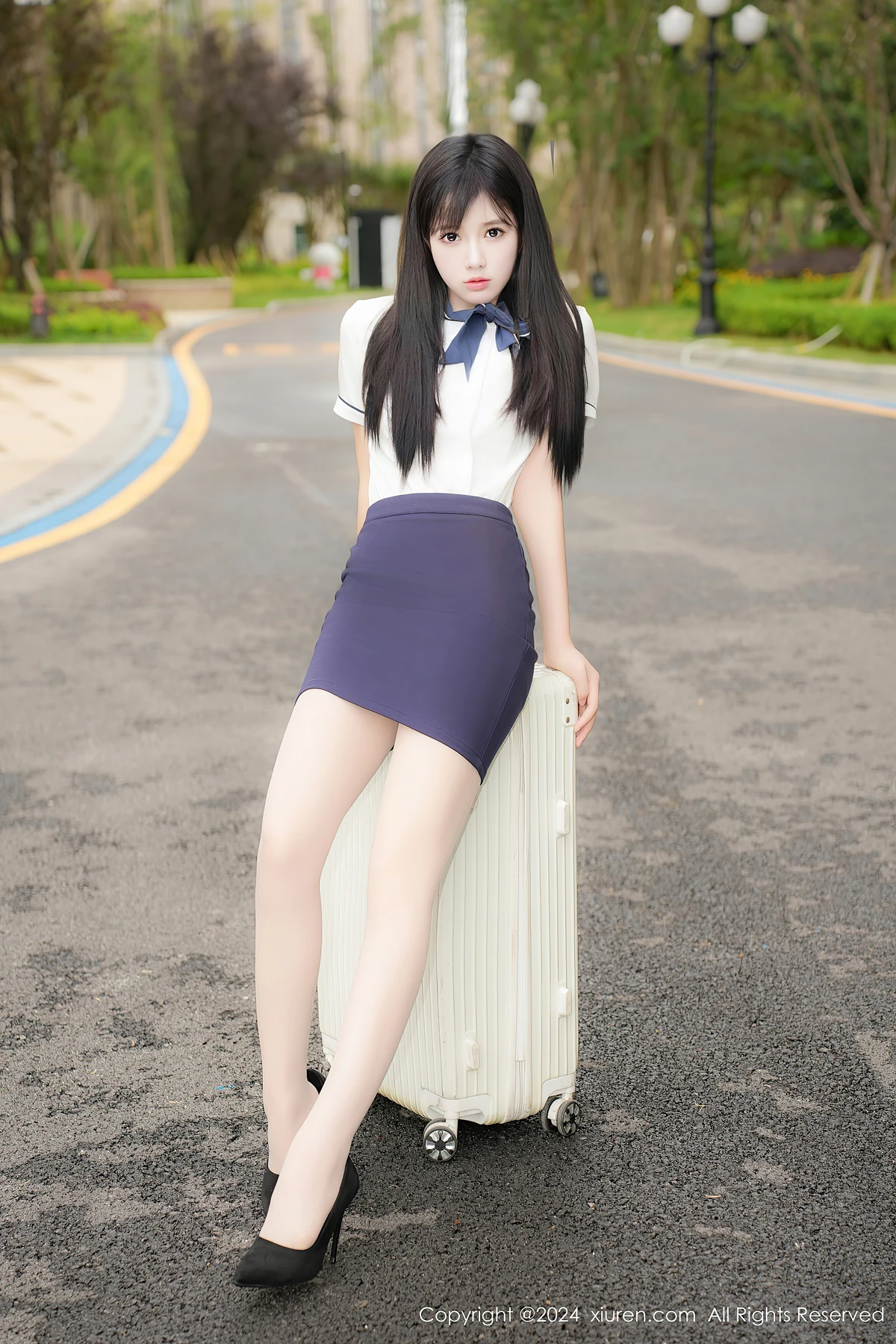 REN02W013_6.webp.webp REN02W013 6.webp