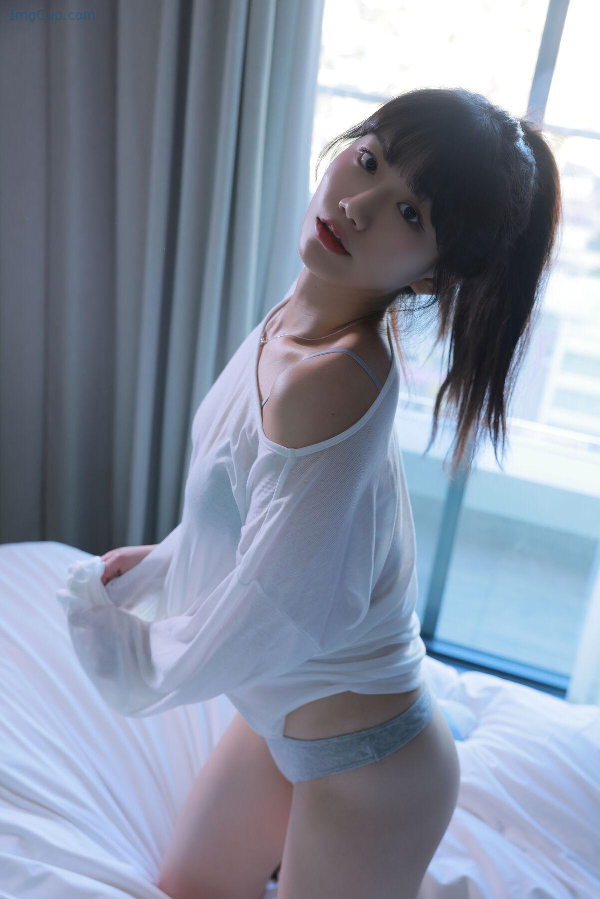 1772471767_213_SWEETBOX-Yui-유이-–-Teddy-Bear-Part01-50P.jpg 1772471767 213 SWEETBOX Yui 유이 – Teddy Bear Part01 50P