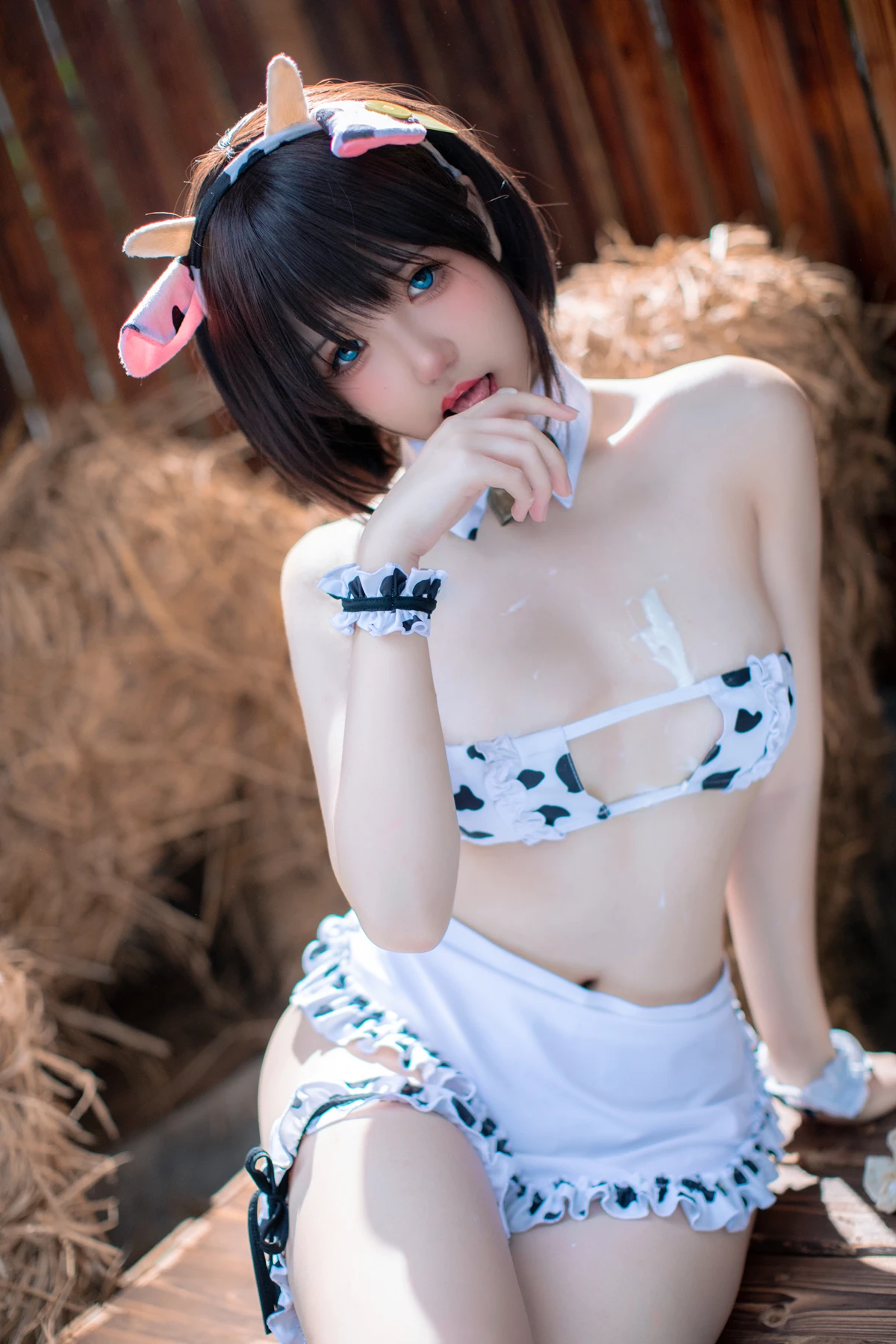 COS02Y060_1.webp.webp COS02Y060 1.webp