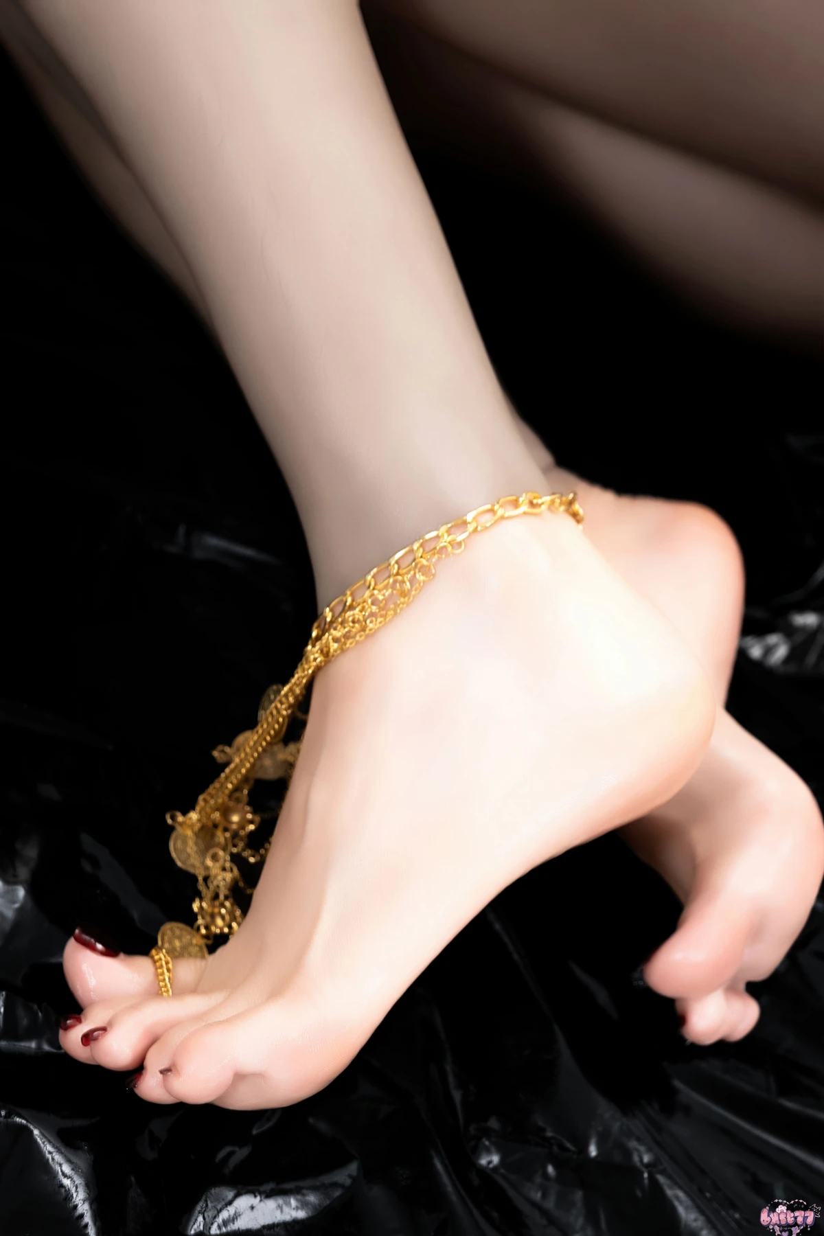 COS03L038_39.webp.webp COS03L038 39.webp