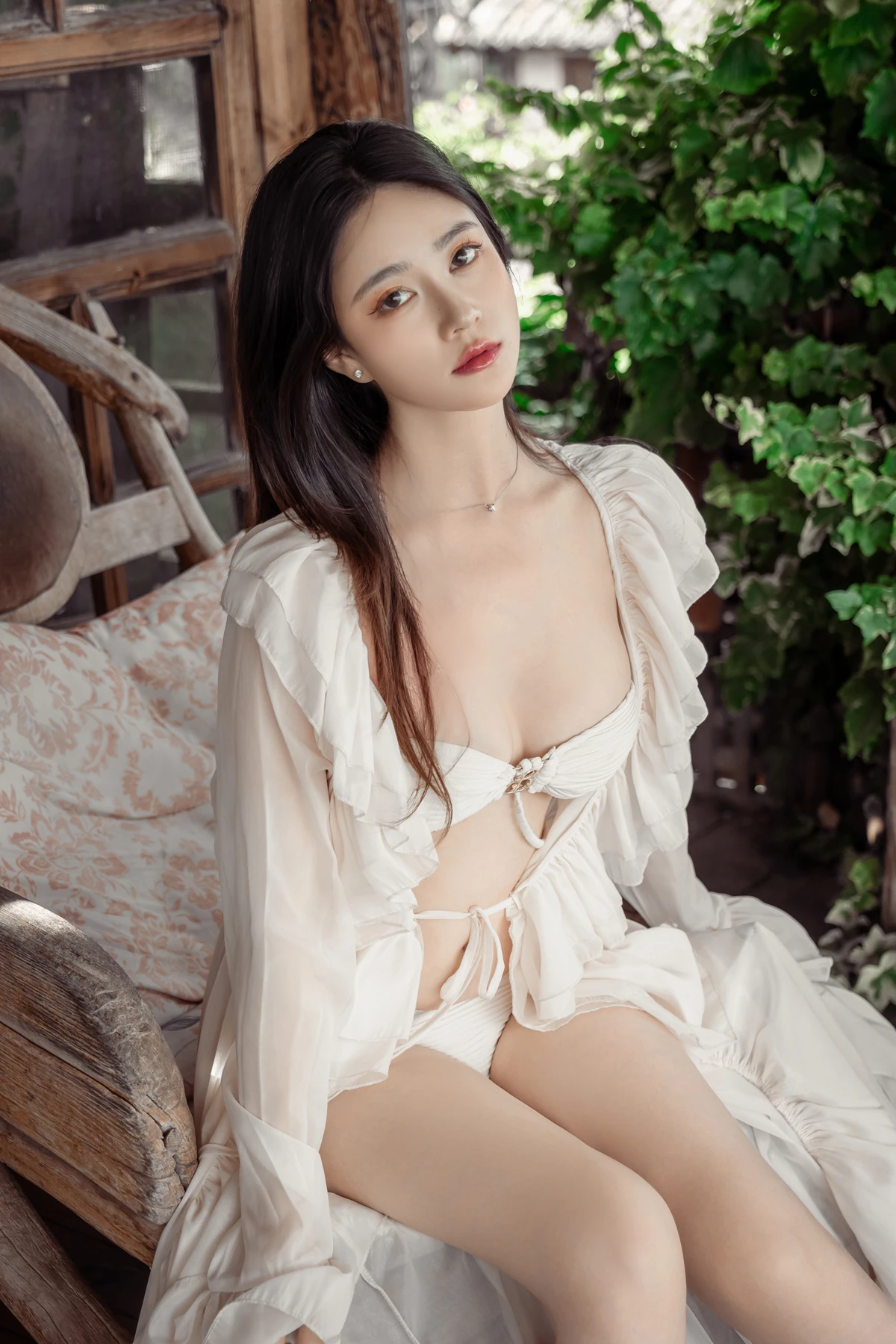 COS03Y014_40.webp.webp COS03Y014 40.webp