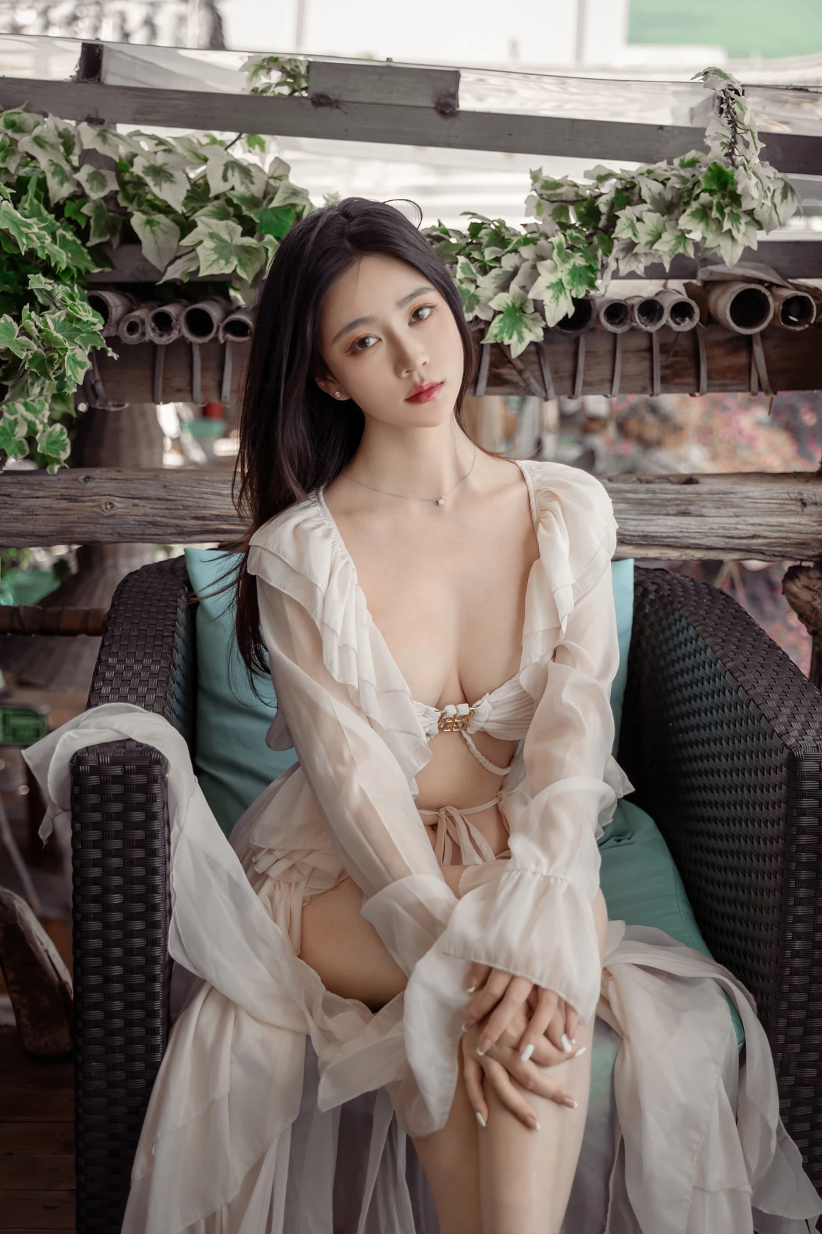 COS03Y014_46.webp.webp COS03Y014 46.webp