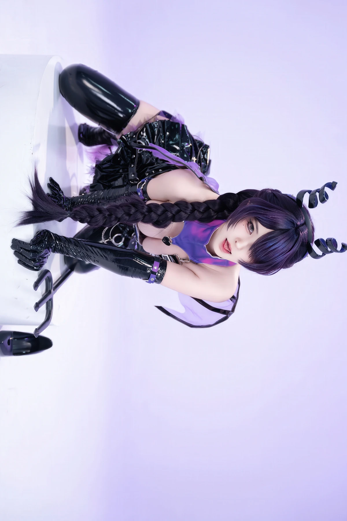 COS03Y017_1.webp.webp COS03Y017 1.webp