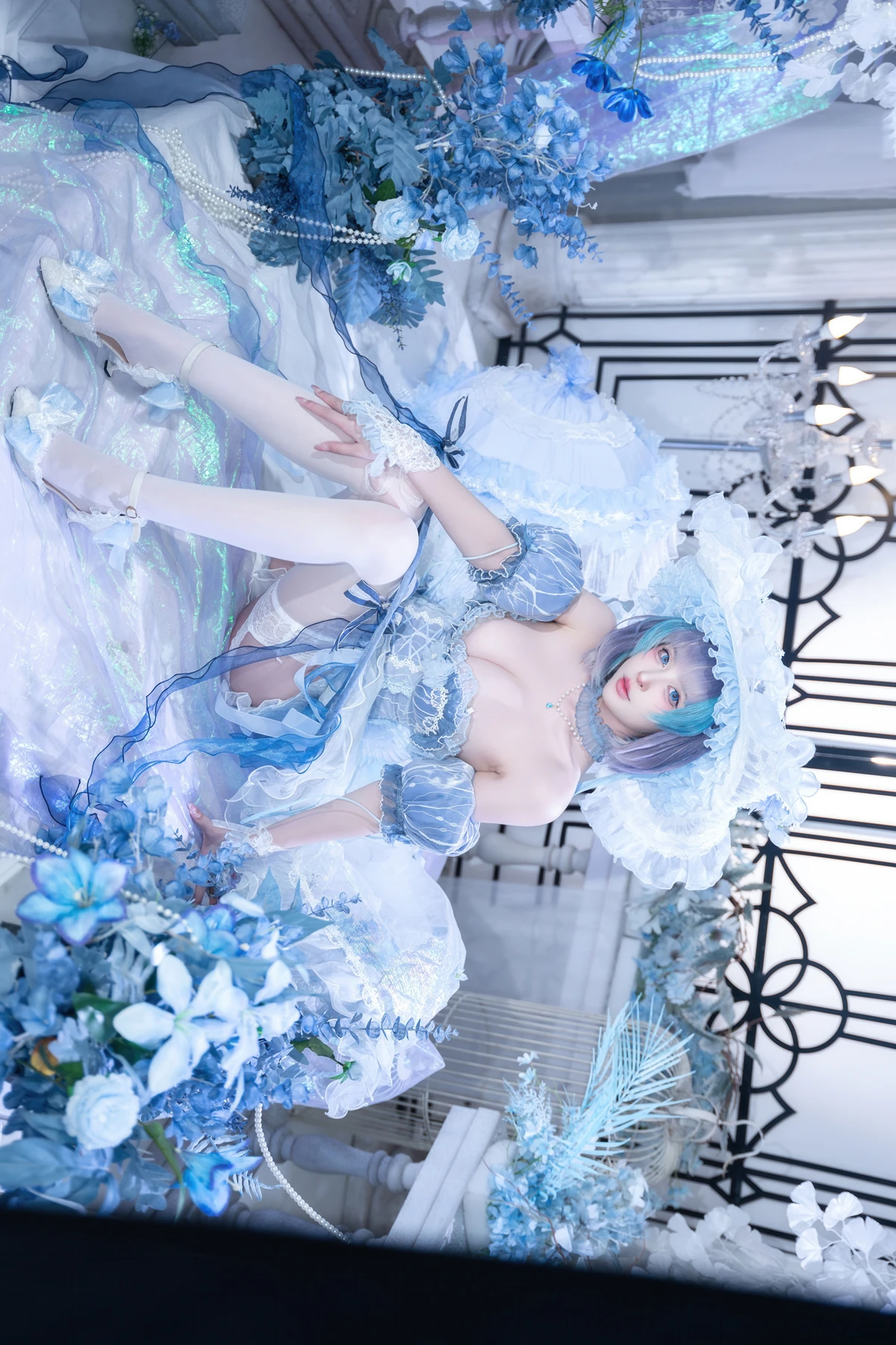 COS03Y024_11.webp.webp COS03Y024 11.webp