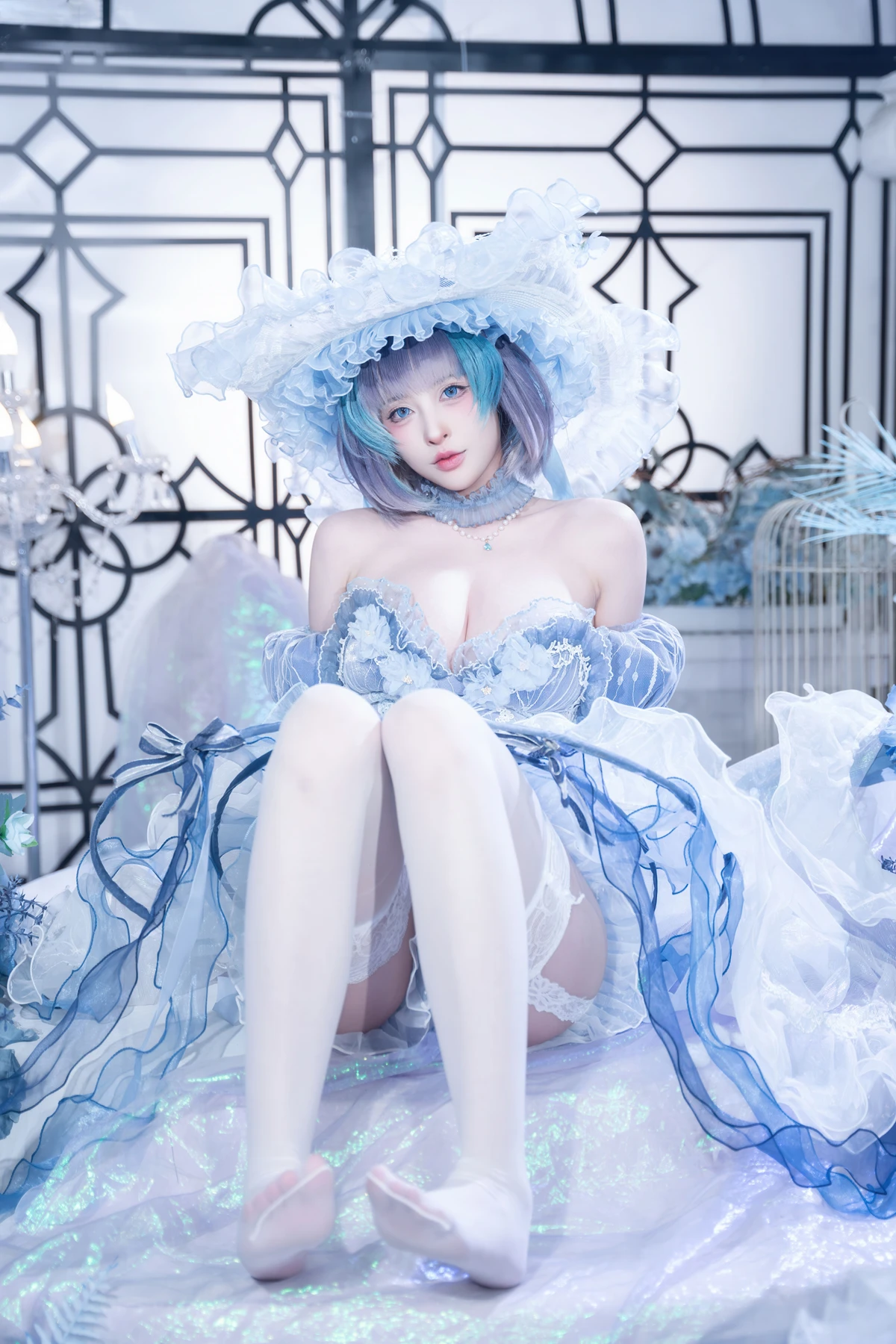 COS03Y024_27.webp.webp COS03Y024 27.webp