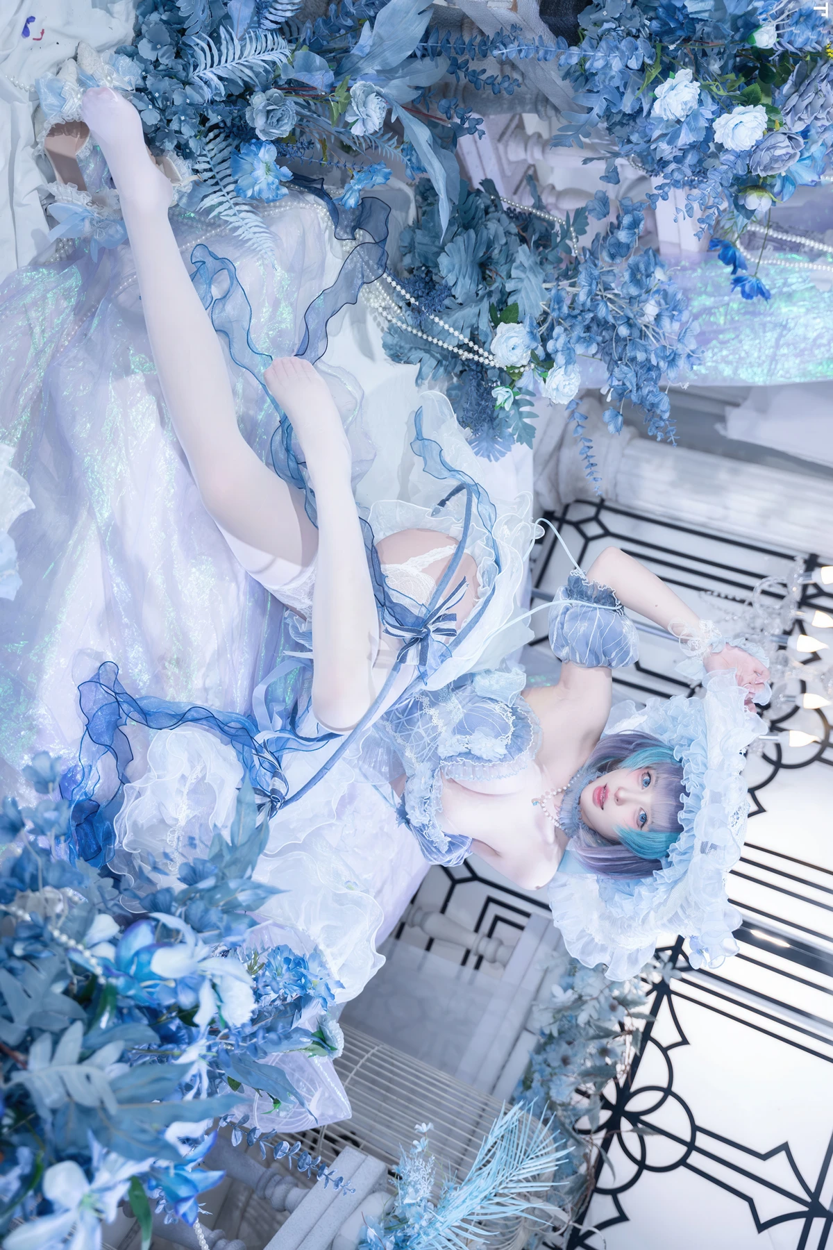 COS03Y024_29.webp.webp COS03Y024 29.webp