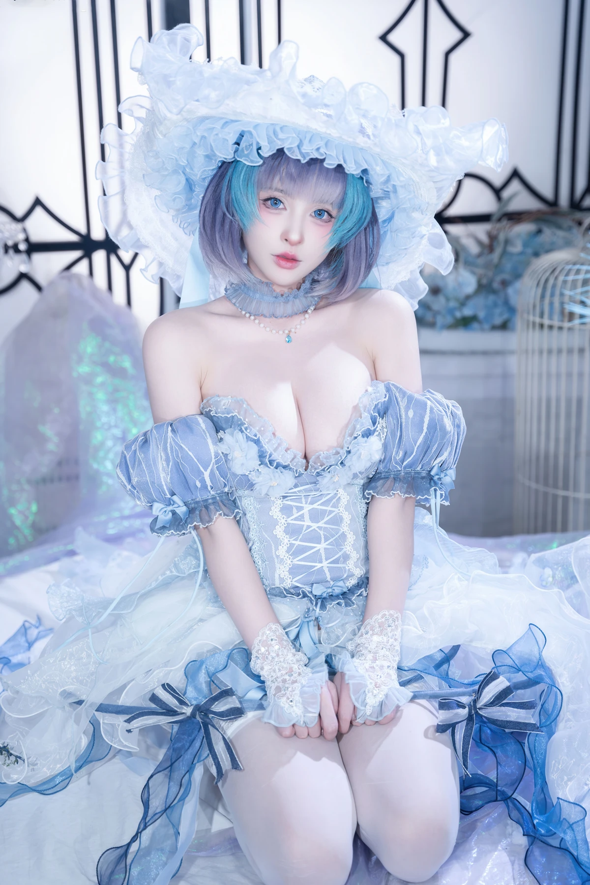 COS03Y024_36.webp.webp COS03Y024 36.webp