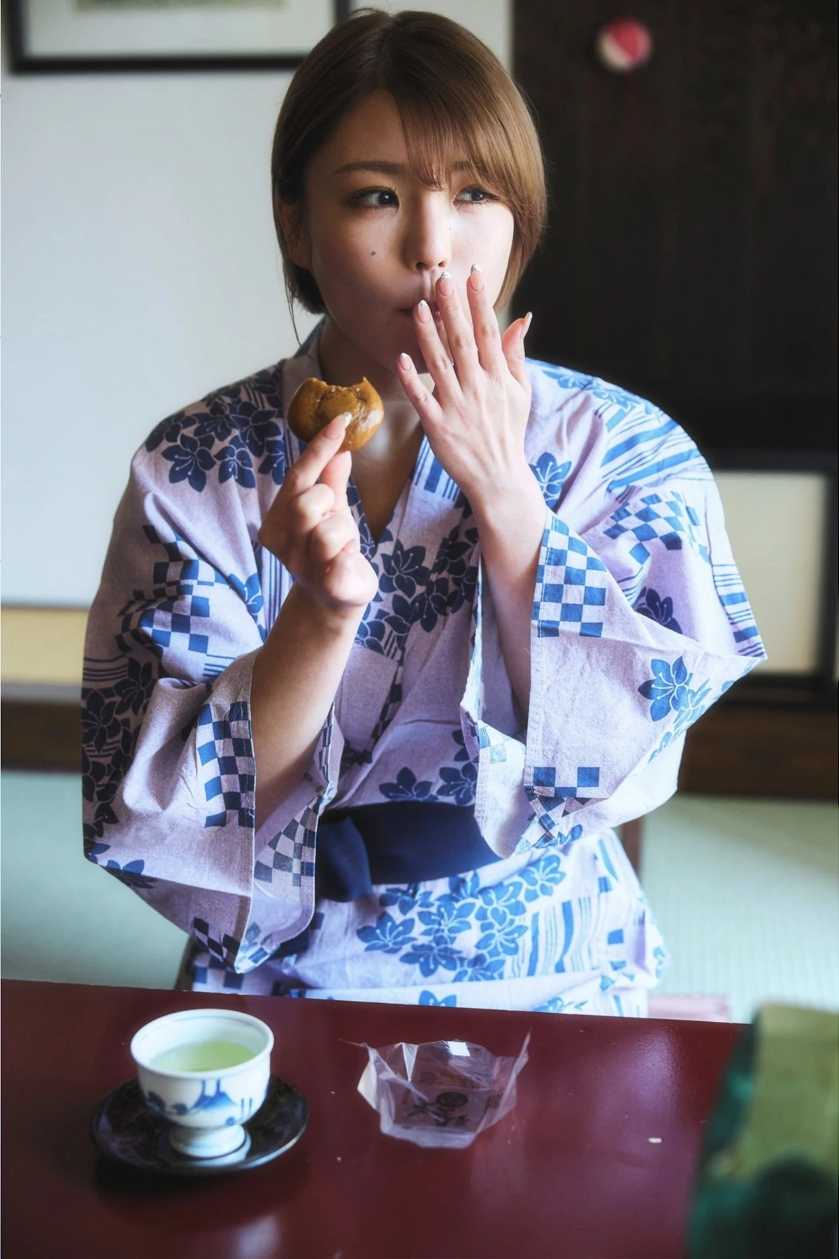 ENAHANATSU1_3.webp.webp ENAHANATSU1 3.webp