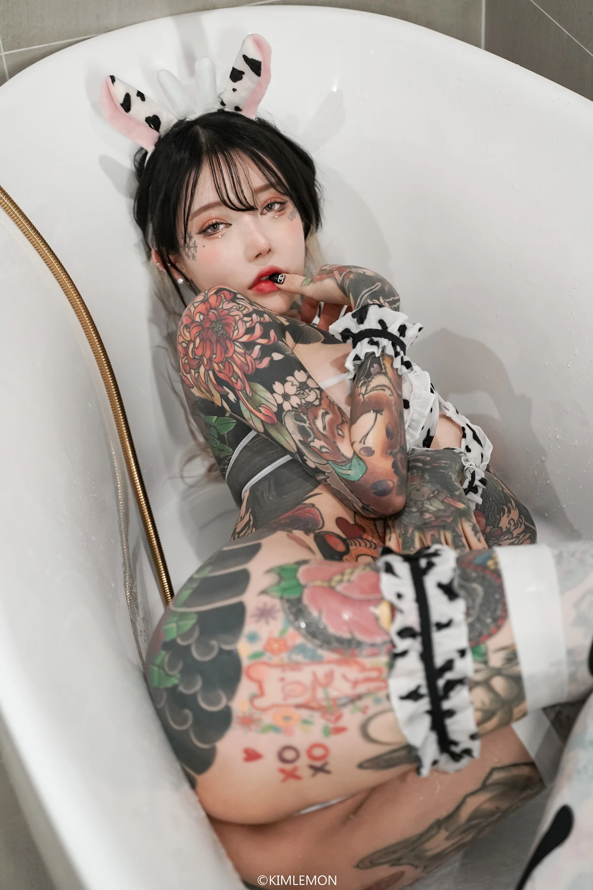 KOR03B002_18.webp.webp KOR03B002 18.webp