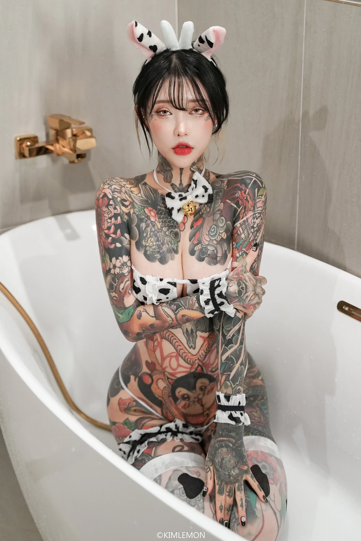 KOR03B002_22.webp.webp KOR03B002 22.webp