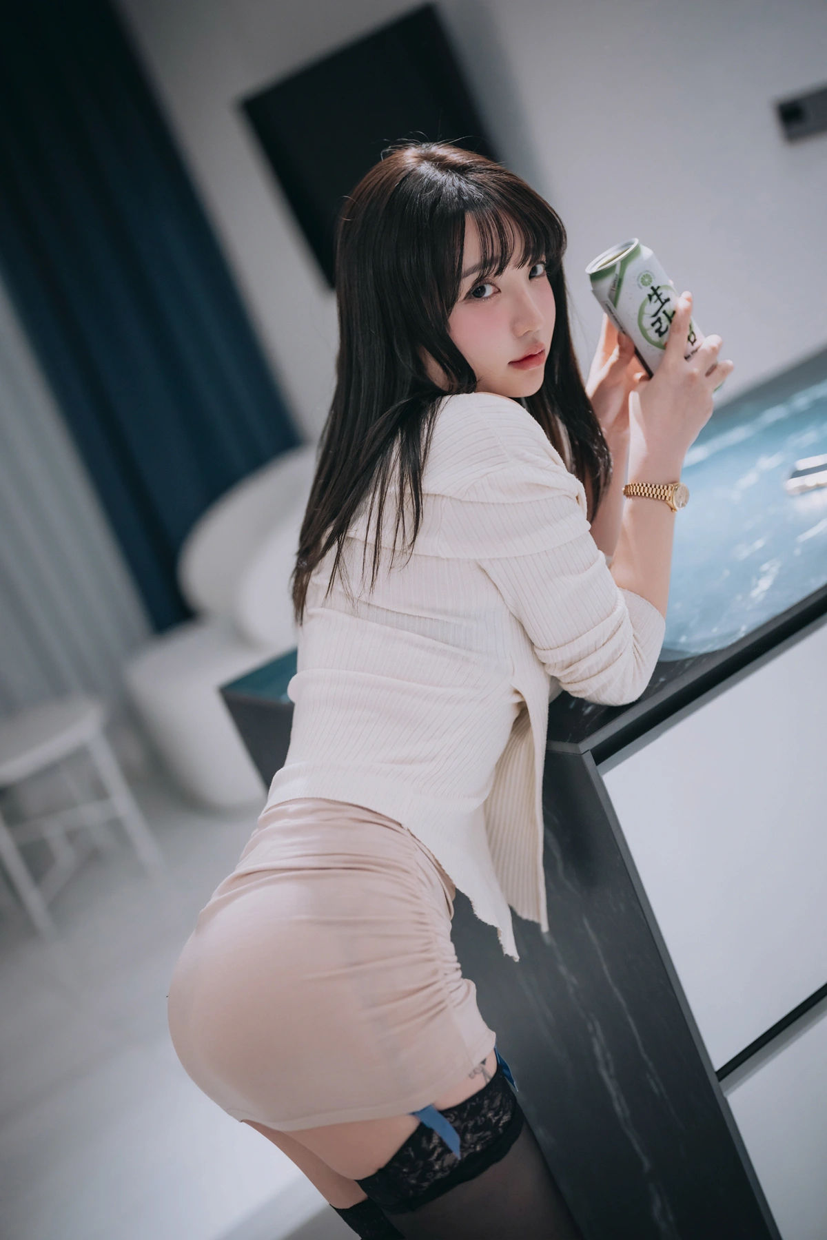 KOR03E031_34.webp.webp KOR03E031 34.webp