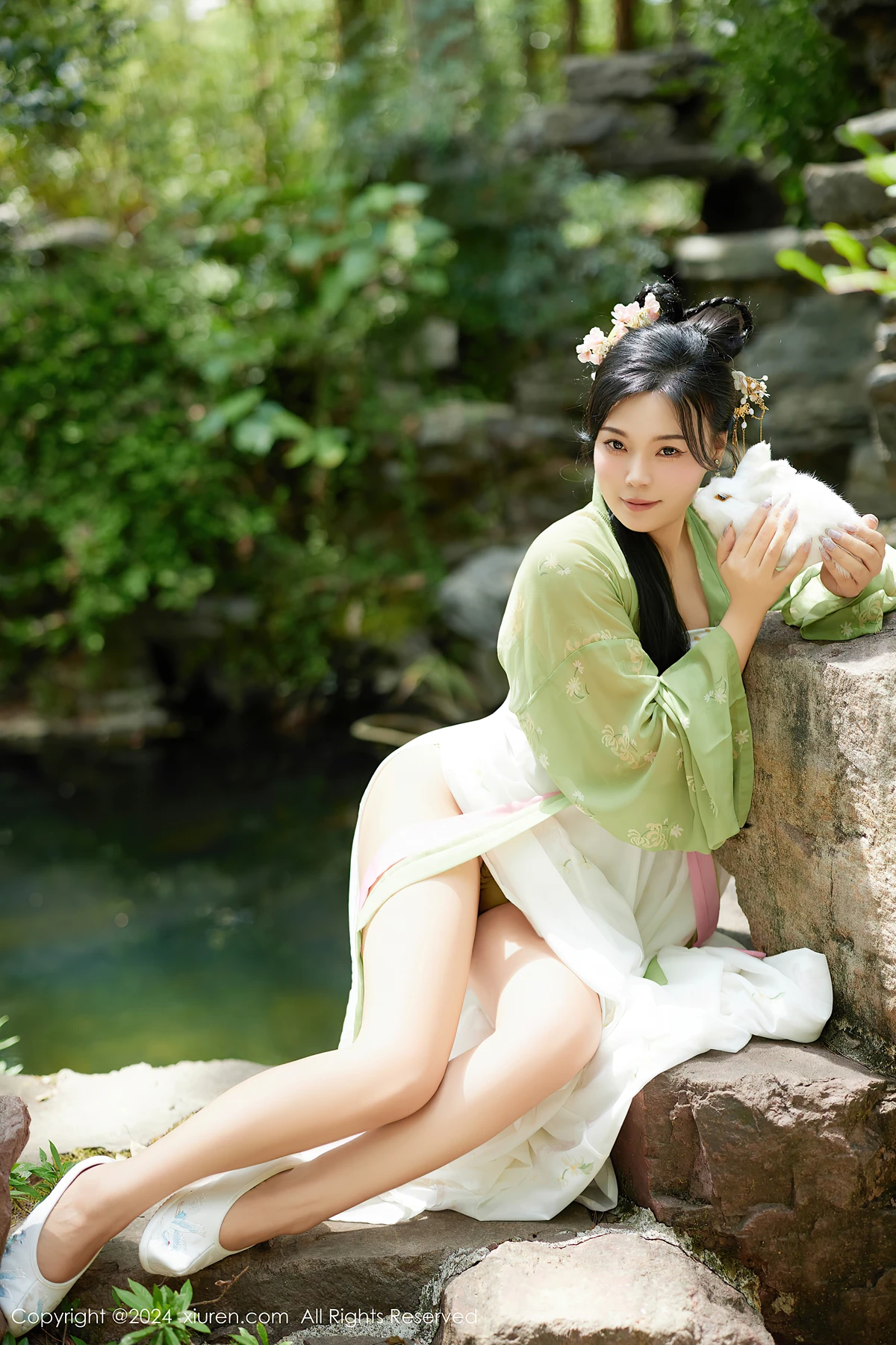 REN03F011_11.webp.webp REN03F011 11.webp