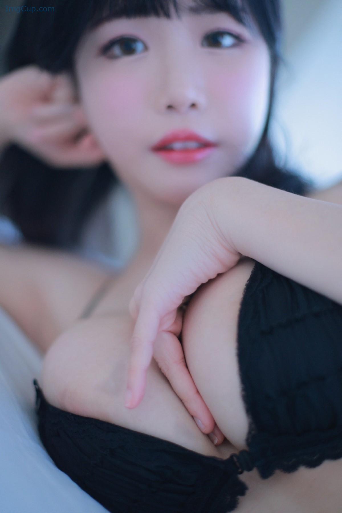 1775760860_994_Patreon-Addielyn-에디린-–-Night-View-Of-Addielyn-Dec-2021.jpg 1775760860 994 Patreon Addielyn 에디린 – Night View Of Addielyn Dec 2021