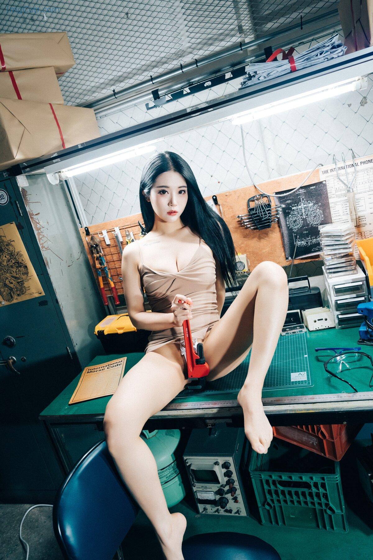 1775782991_741_Loozy-Bomi-보미-–-Secret-Treatment-B.jpg 1775782991 741 Loozy Bomi 보미 – Secret Treatment B