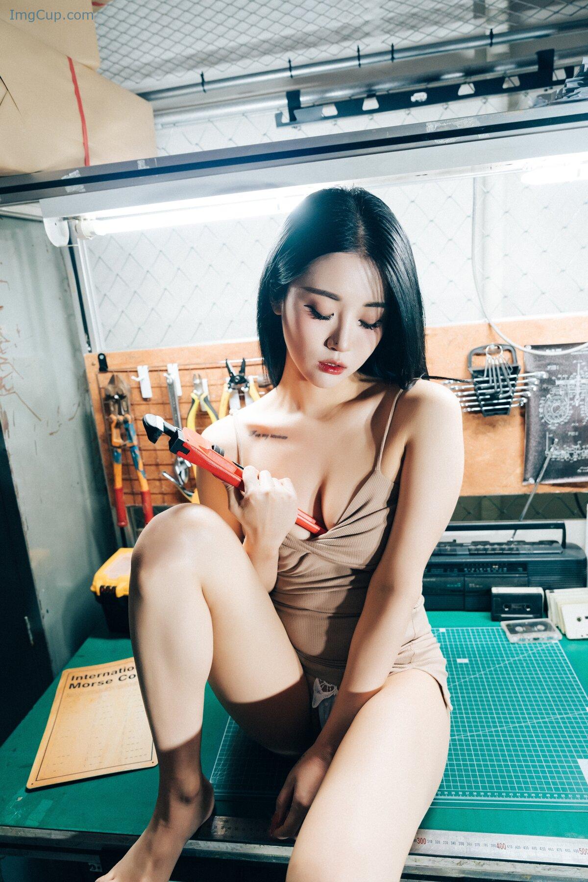 1775783006_605_Loozy-Bomi-보미-–-Secret-Treatment-B.jpg 1775783006 605 Loozy Bomi 보미 – Secret Treatment B