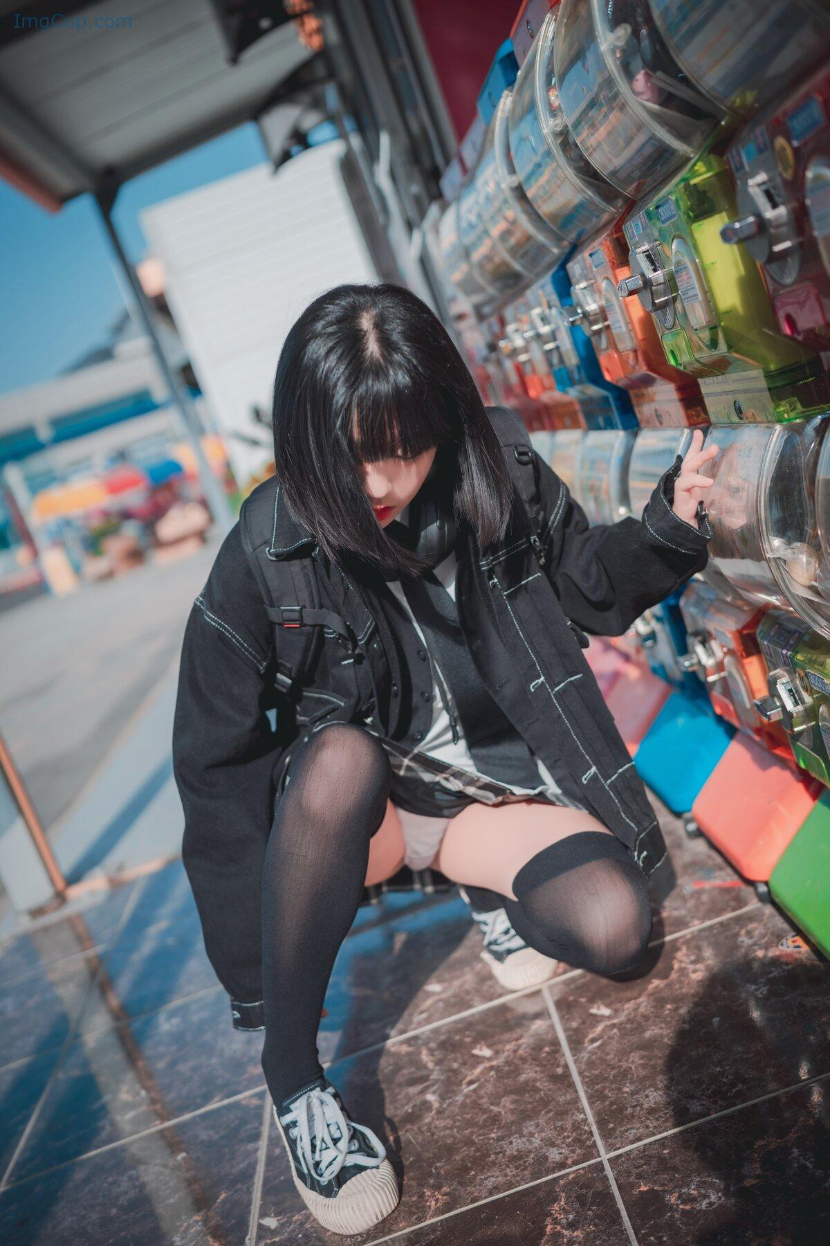 1775804823_79_DJAWA-Jeong-Jenny-정제니-–-Theme-Park-Girl-A.jpg 1775804823 79 DJAWA Jeong Jenny 정제니 – Theme Park Girl A