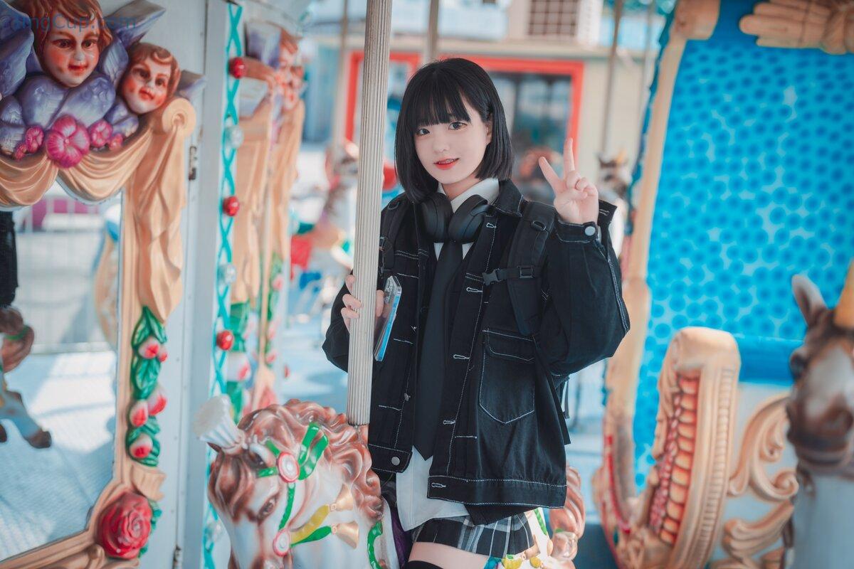 1775804847_400_DJAWA-Jeong-Jenny-정제니-–-Theme-Park-Girl-A.jpg 1775804847 400 DJAWA Jeong Jenny 정제니 – Theme Park Girl A