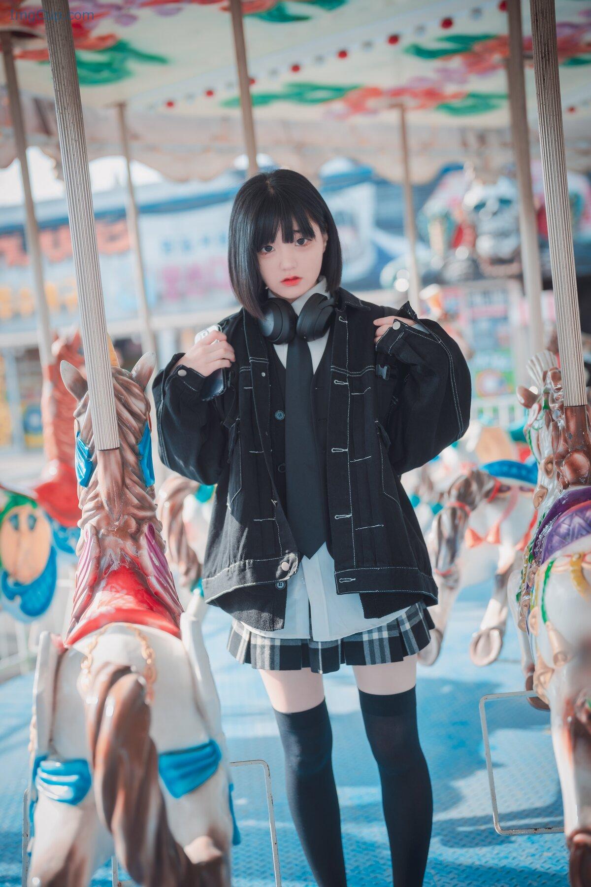 1775804856_989_DJAWA-Jeong-Jenny-정제니-–-Theme-Park-Girl-A.jpg 1775804856 989 DJAWA Jeong Jenny 정제니 – Theme Park Girl A