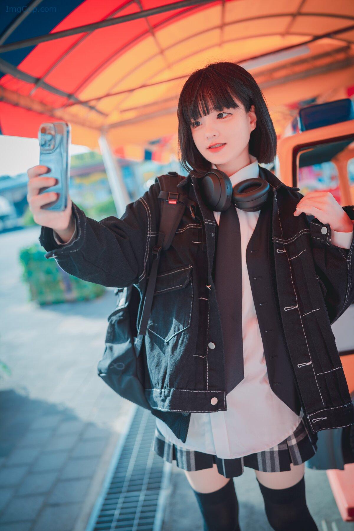 1775804908_449_DJAWA-Jeong-Jenny-정제니-–-Theme-Park-Girl-A.jpg 1775804908 449 DJAWA Jeong Jenny 정제니 – Theme Park Girl A