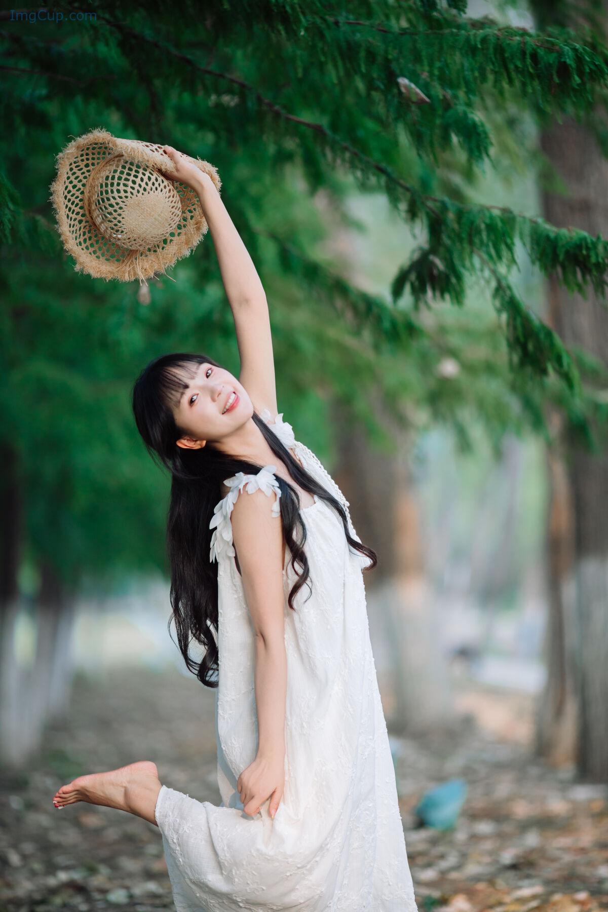 1775825263_241_YiTuYu艺图语-Vol7861-Yu-Pao-Pao.jpg 1775825263 241 YiTuYu艺图语 Vol7861 Yu Pao Pao