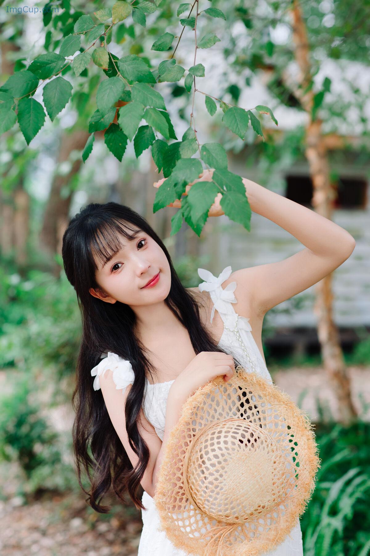 1775825281_913_YiTuYu艺图语-Vol7861-Yu-Pao-Pao.jpg 1775825281 913 YiTuYu艺图语 Vol7861 Yu Pao Pao