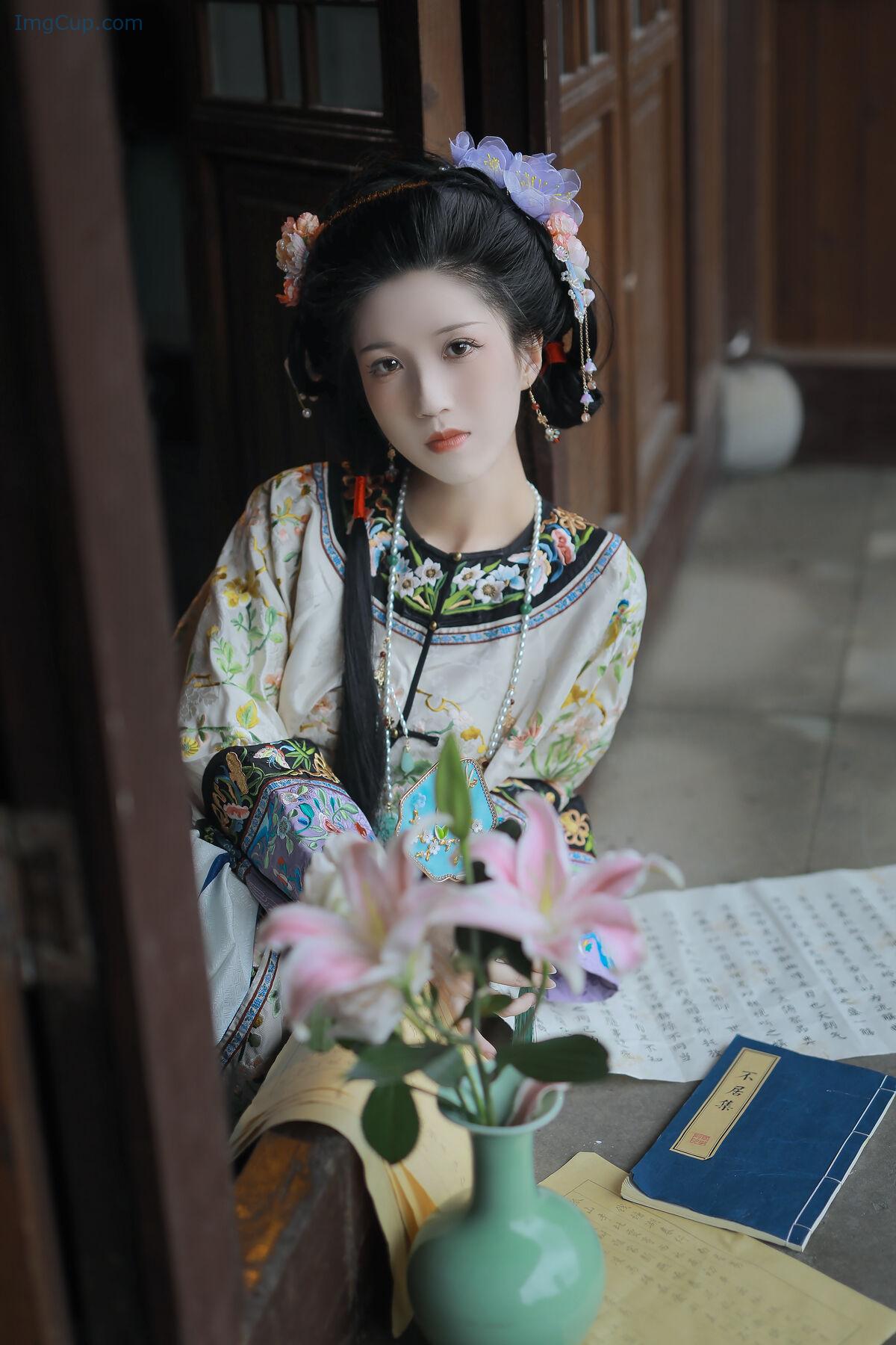 1775876091_604_YiTuYu艺图语-Vol7859-Bie-Qiu-Yue.jpg 1775876091 604 YiTuYu艺图语 Vol7859 Bie Qiu Yue