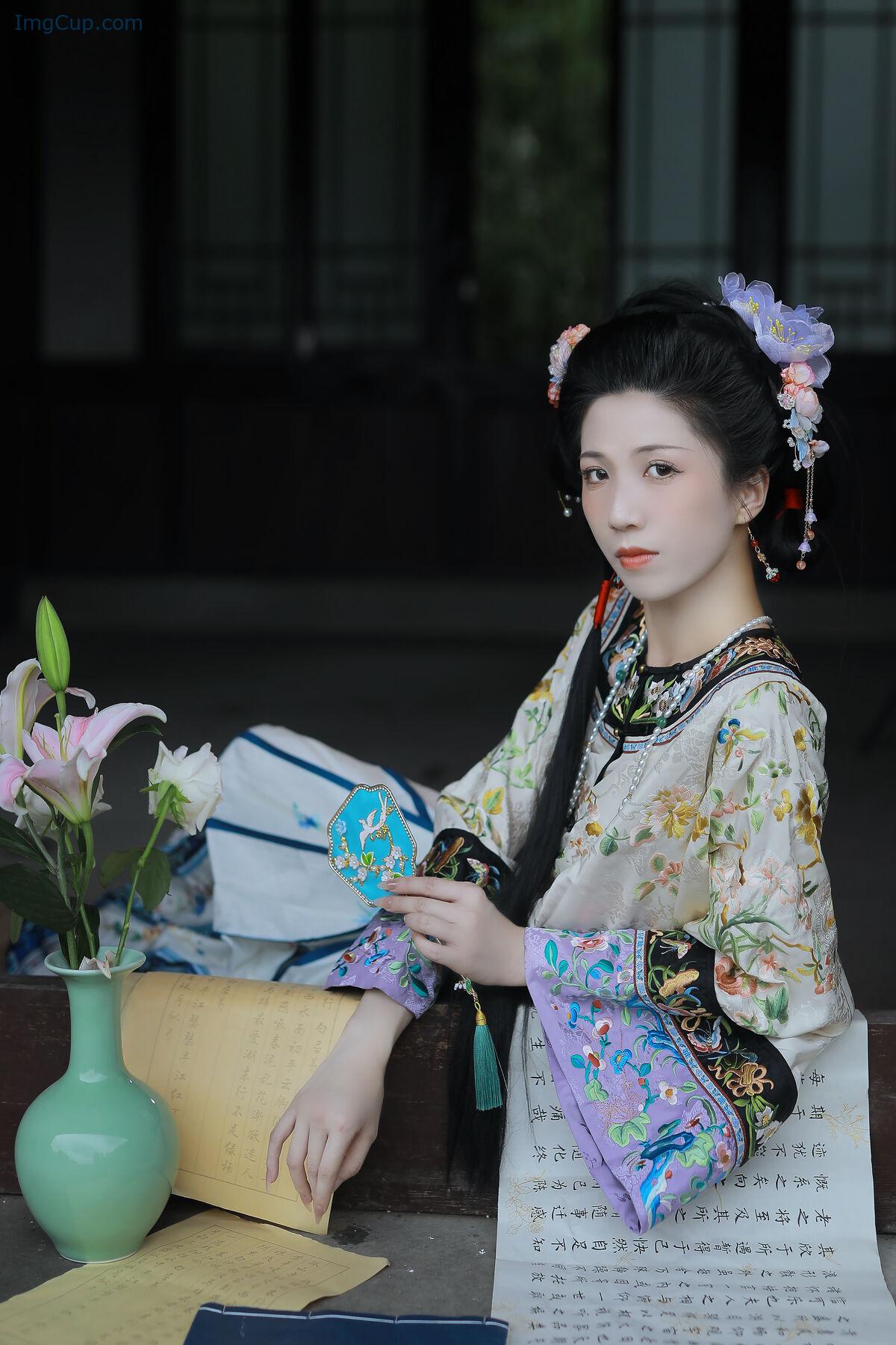 1775876093_209_YiTuYu艺图语-Vol7859-Bie-Qiu-Yue.jpg 1775876093 209 YiTuYu艺图语 Vol7859 Bie Qiu Yue