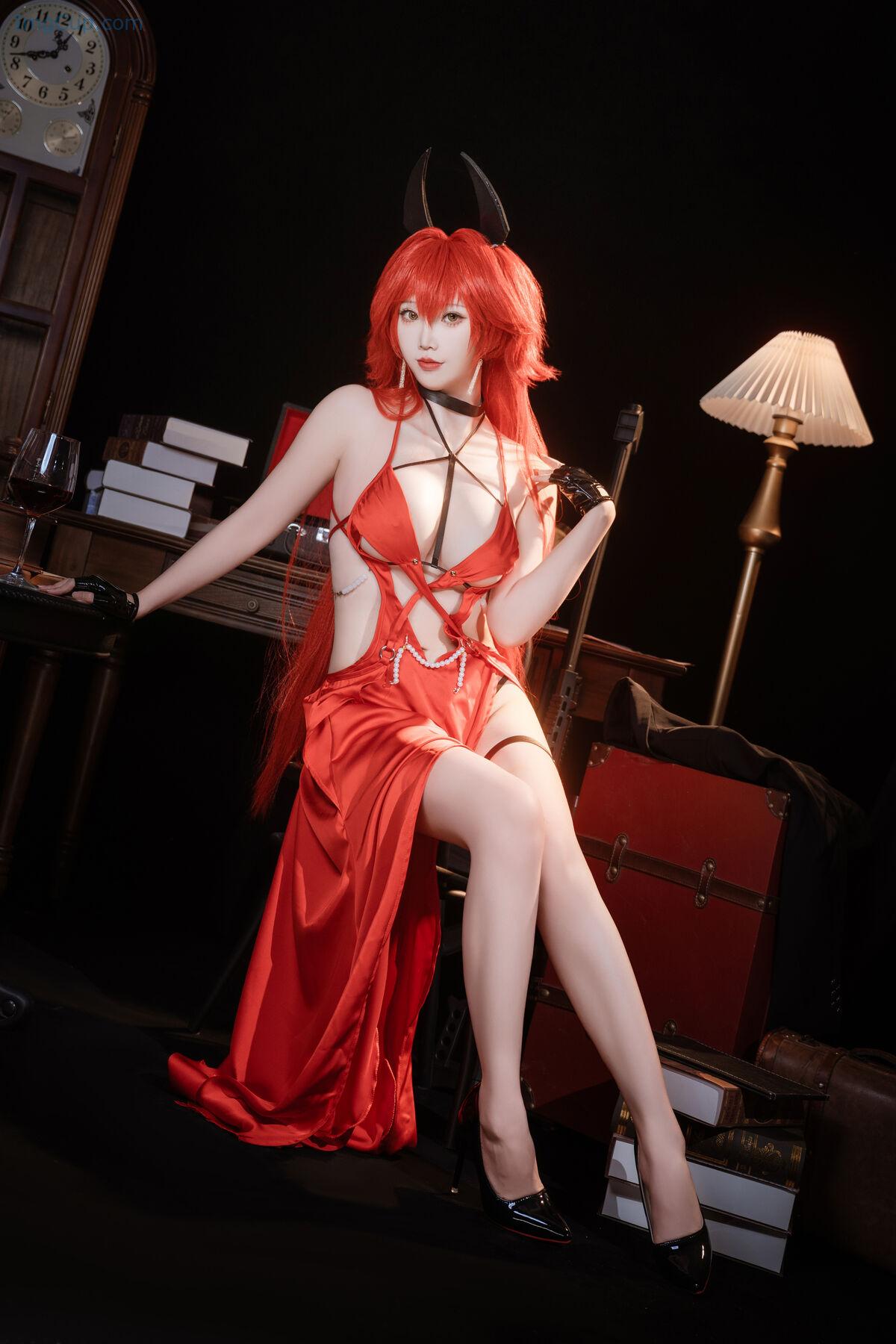 1775887136_192_Coser@面饼仙儿-–-Nikke-小红帽礼服.jpg 1775887136 192 Coser@面饼仙儿 – Nikke 小红帽礼服