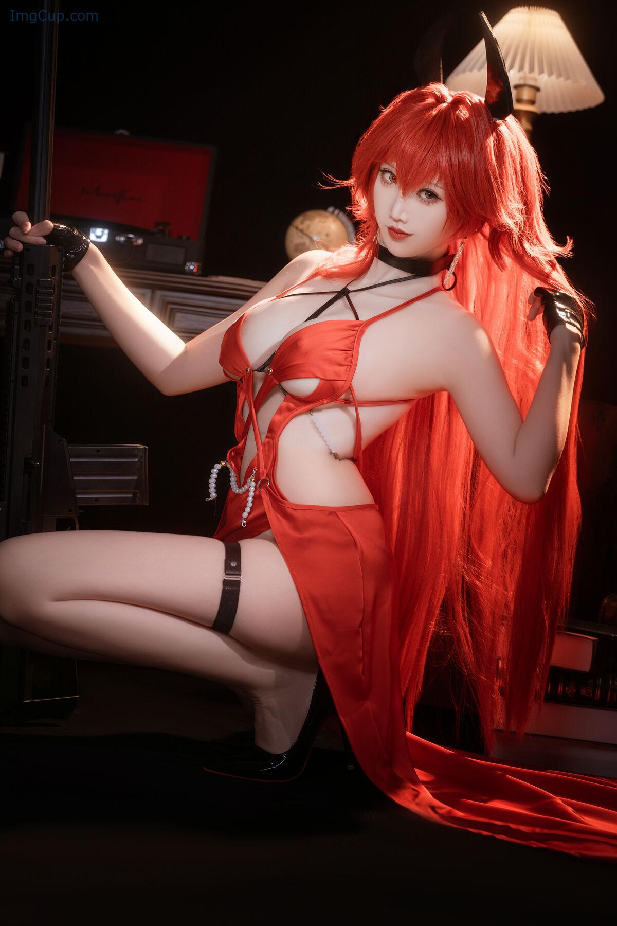 1775887146_772_Coser@面饼仙儿-–-Nikke-小红帽礼服.jpg 1775887146 772 Coser@面饼仙儿 – Nikke 小红帽礼服