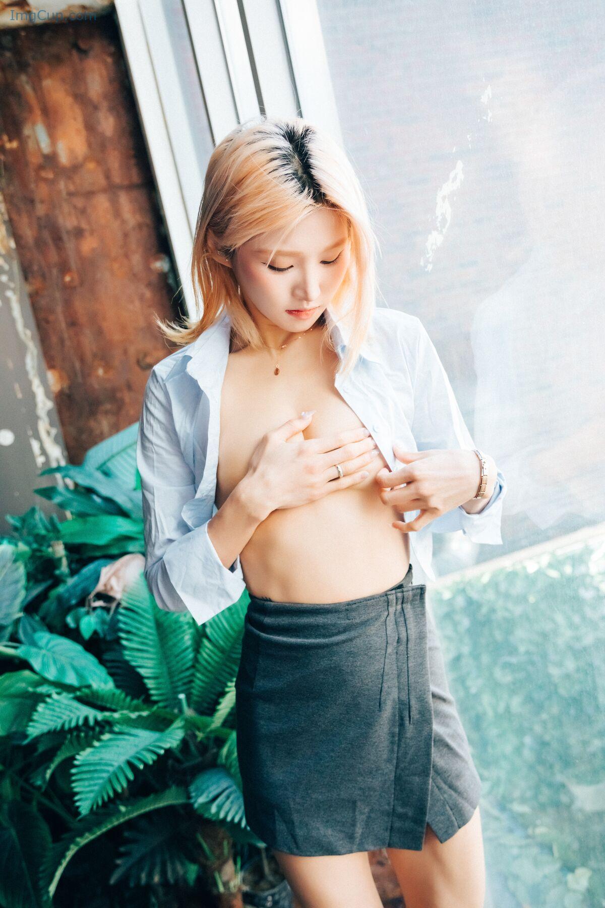 1775907706_485_Loozy-Taeri-–-Enslave-SVer.jpg 1775907706 485 Loozy Taeri – Enslave SVer